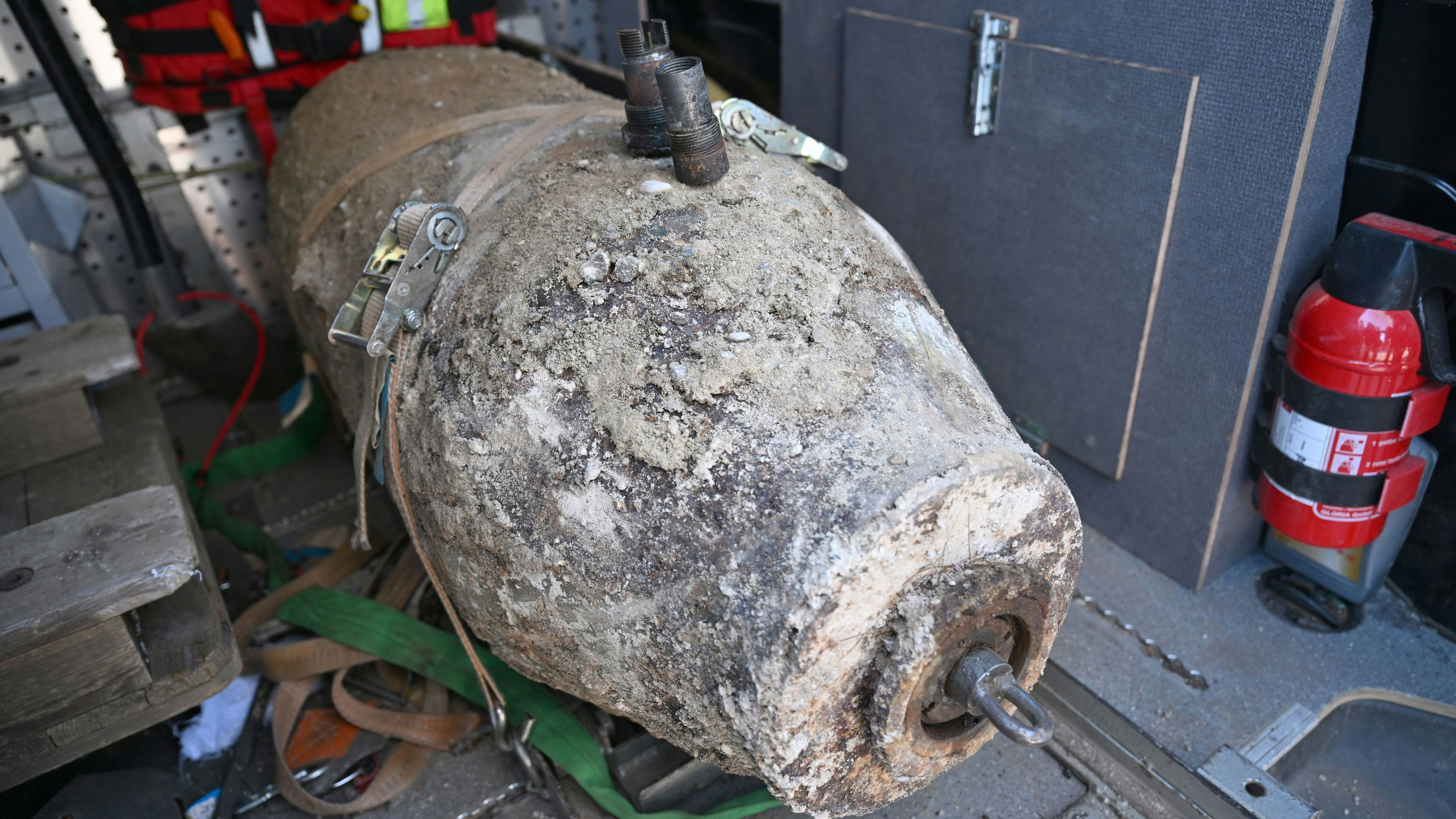 Heute.at - Mega-Fund! 500 Kilo Weltkriegsbombe entschärft