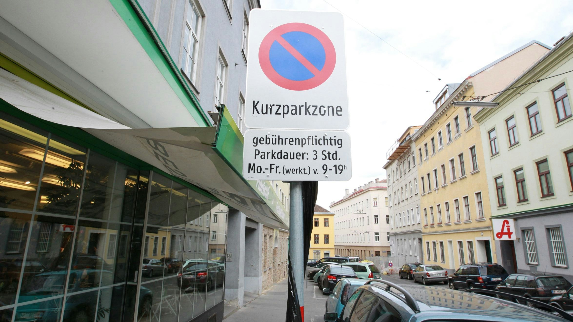 Heute.at - Fleckerlteppich: Gratis-Parken sorgt für Polit-Streit