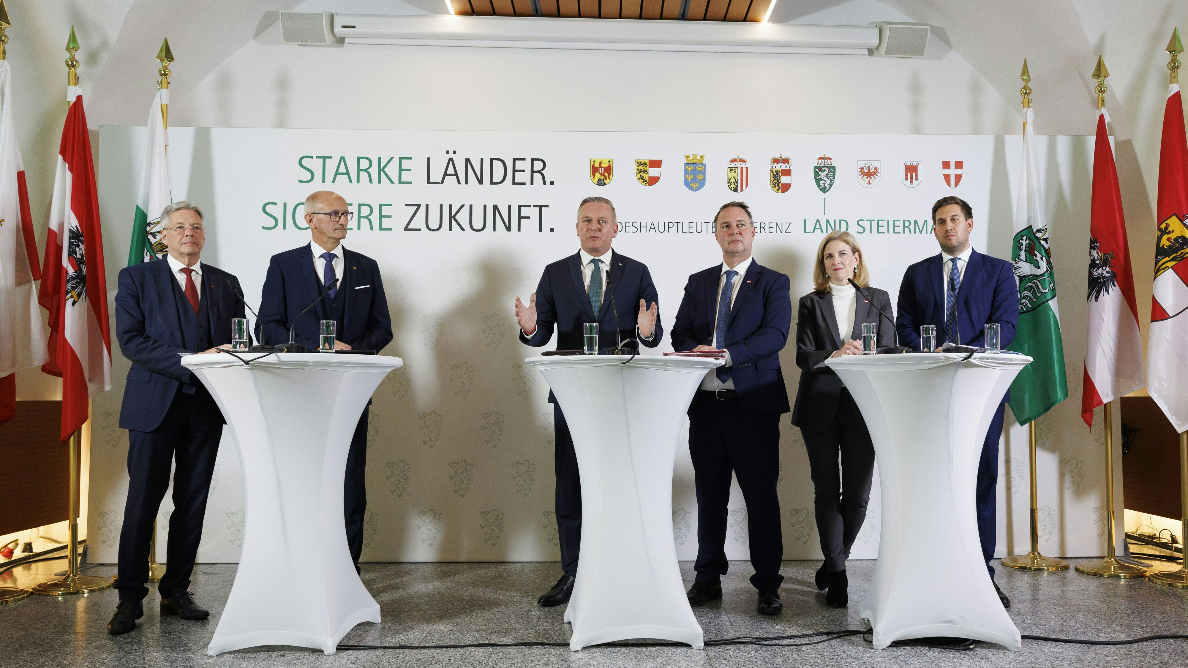 Heute.at - Schuldenstreit zwischen Bund und Ländern spitzt sich zu