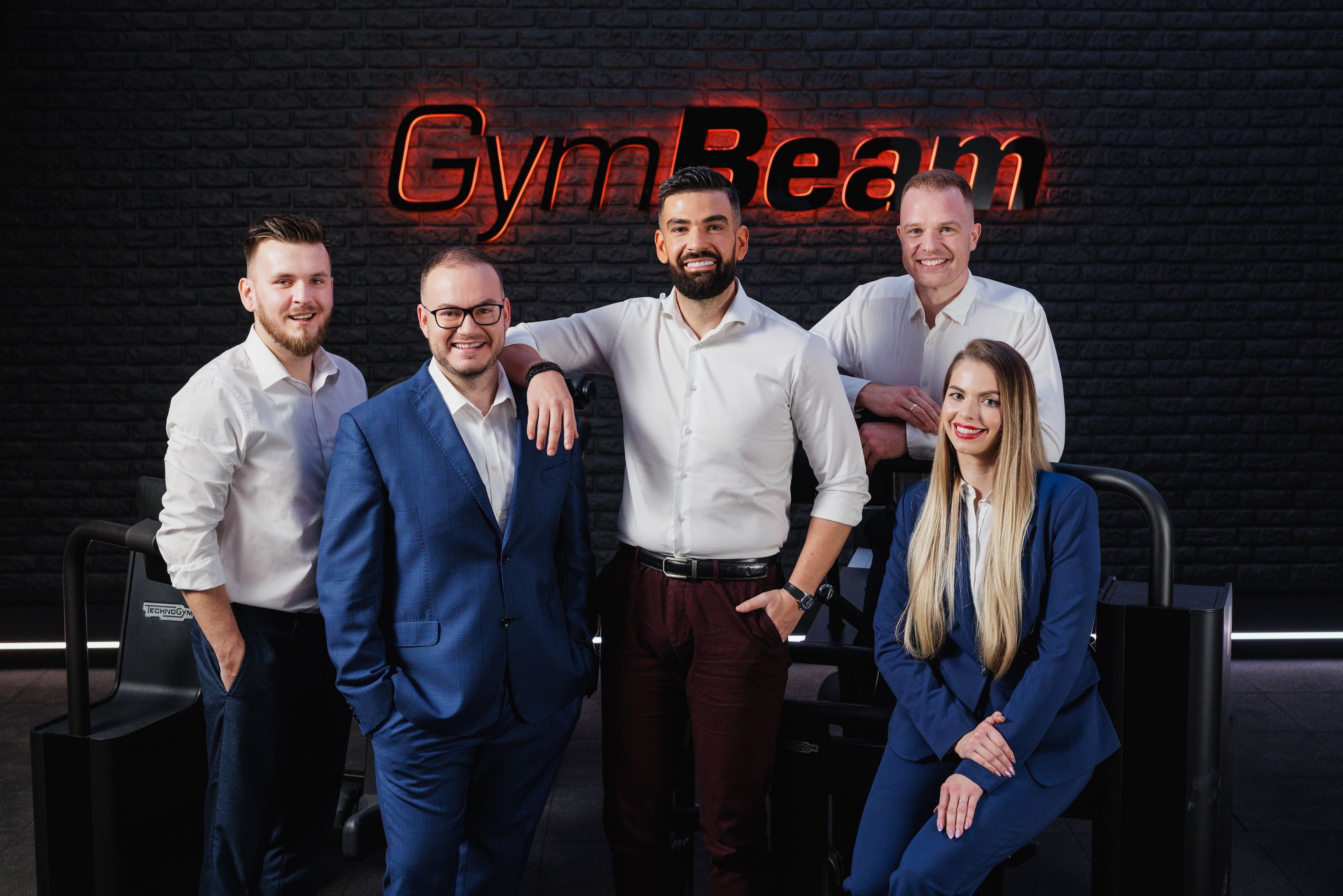 vl. CTO Jakub Brezovský, CFO Štefan Maťovka, Founder & CEO Dalibor Cicman, COO Robert Cizmar, CMO Beatrix Vojtekova