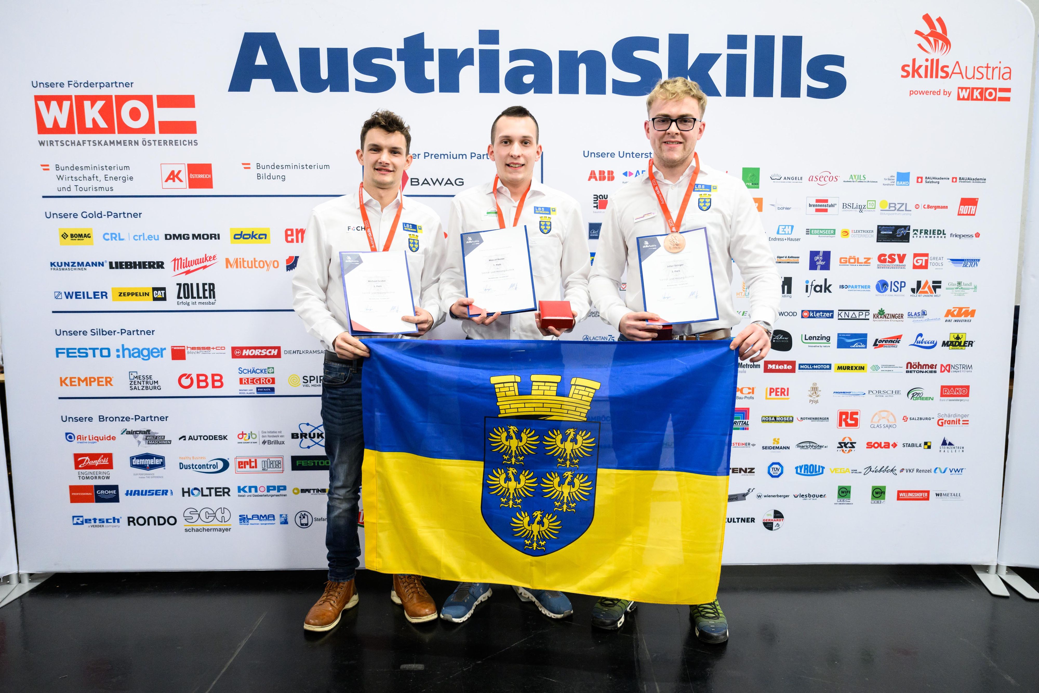 Vizestaatsmeister Michael Gruber, Staatsmeister Marcel Riener und Julian Edinger als Drittplatzierter holten alle Stockerlplätze im Beruf Sanitär- und Heizungstechnik nach Niederösterreich.
