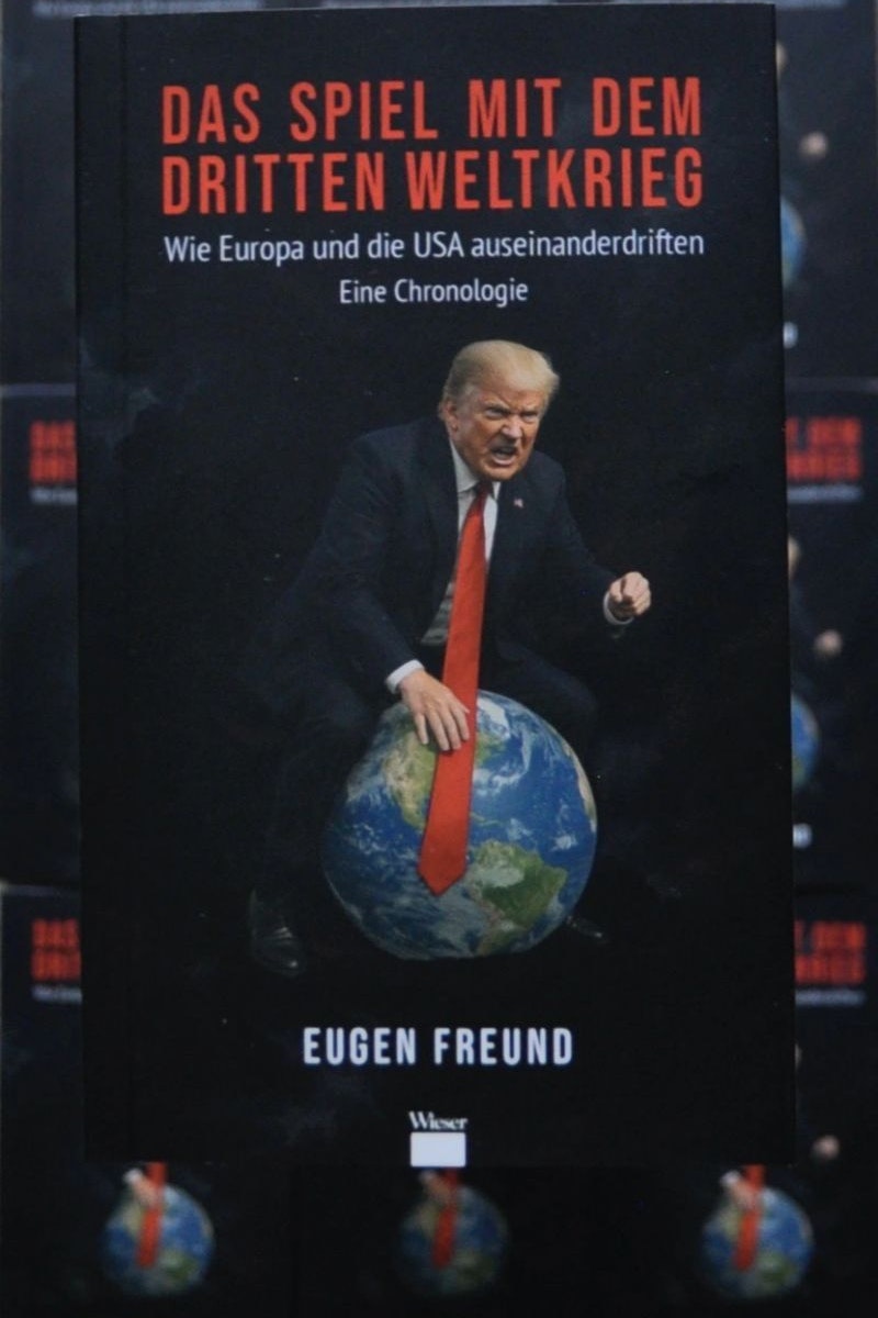 "Das Spiel mit dem Dritten Weltkrieg", Wieser Verlag, 396 Seiten, 22 Euro.