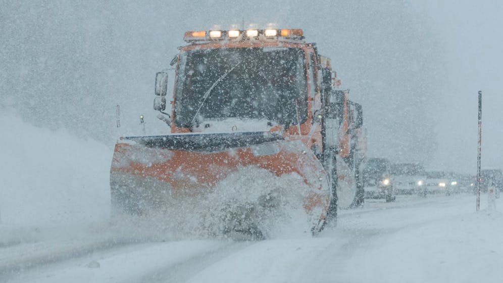 Heute.at - Kräftiger Schneefall! Warnstufe Rot in 3 Bundesländern