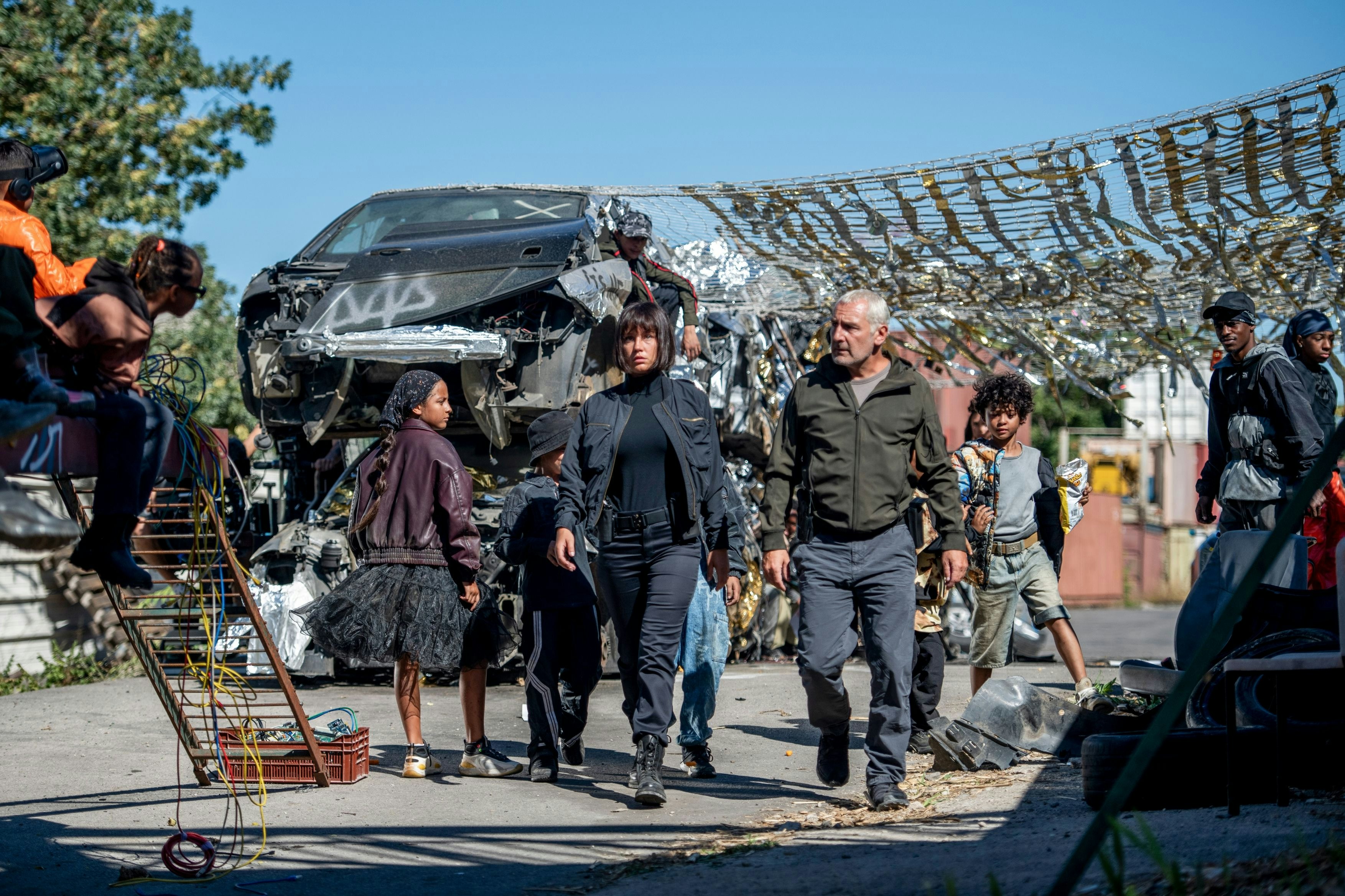 Keine schöne neue Welt: die Polizisten Salia (Adèle Exarchopoulos) und Zem (Gilles Lellouche) in "Zone 3"