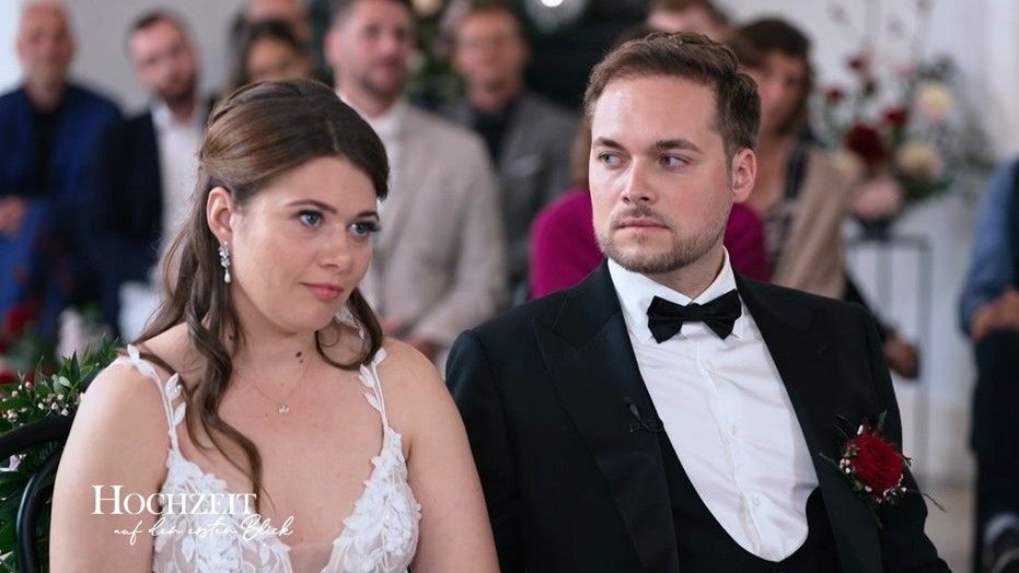 Heute.at - TV-Paar belügt Sender! Großer Betrug bei Hochzeit-Show