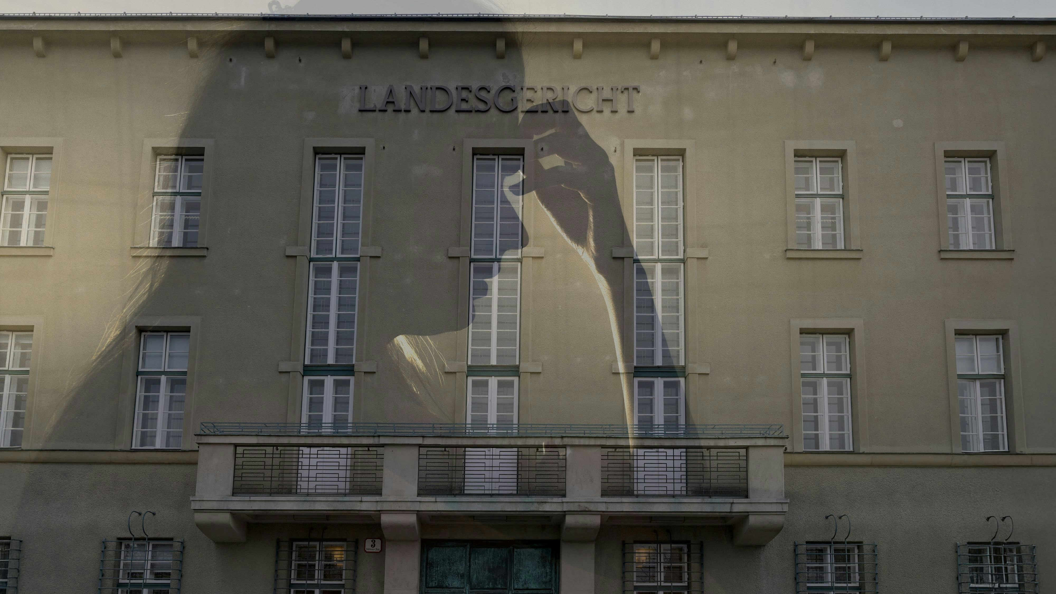 Heute.at - Kinder bei Brand erstickt – 9 Monate bedingt für Mutter