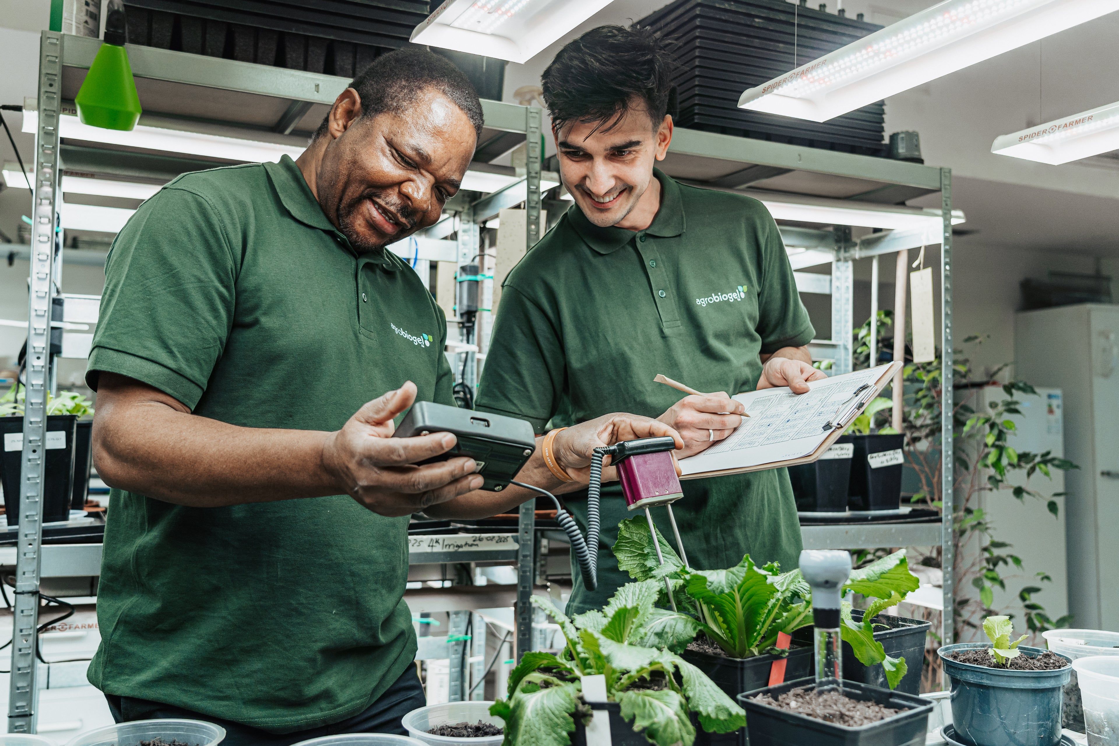 Heute.at - Wassergranulate für Gärten und für Äcker