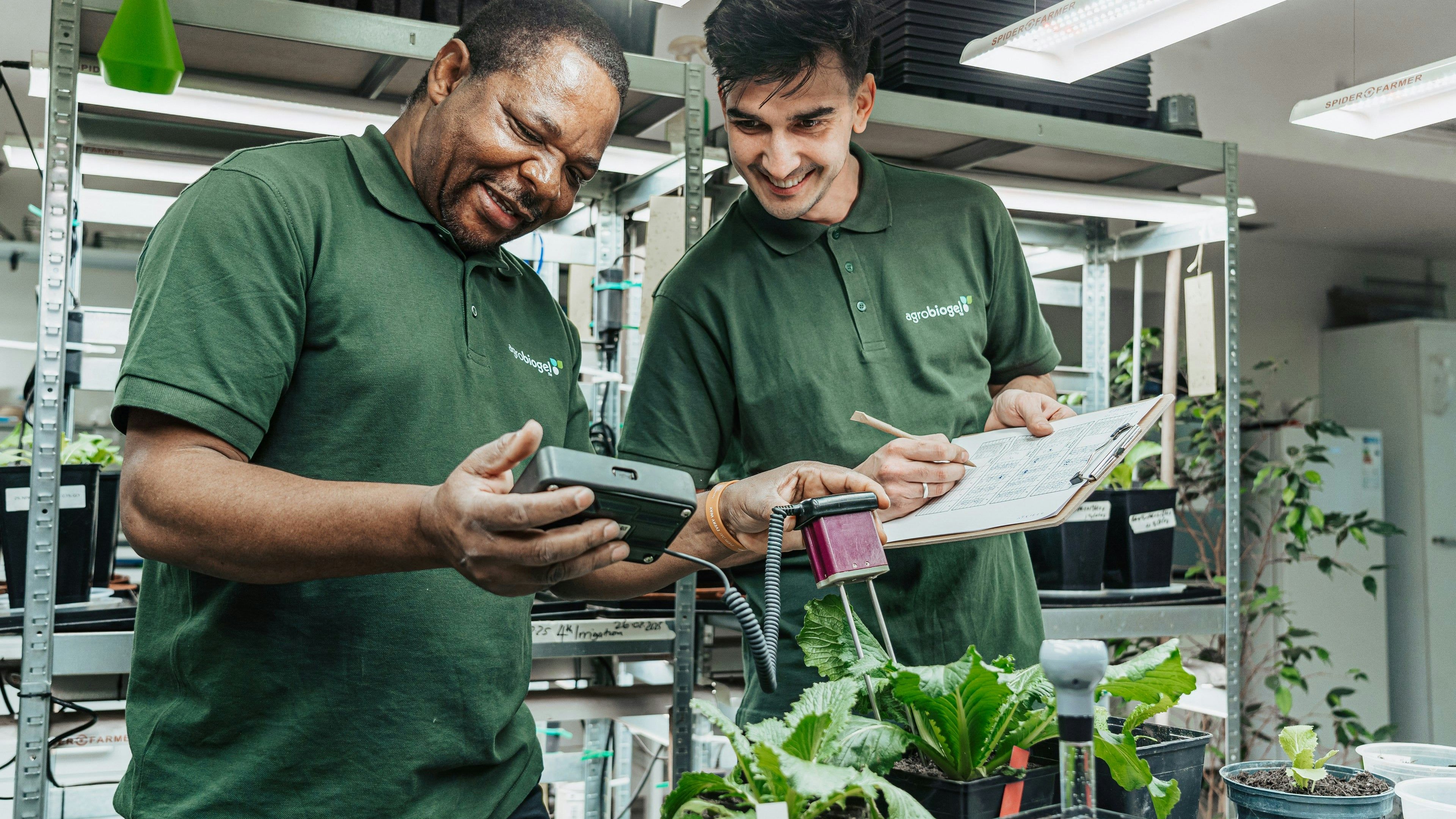 Heute.at - Wassergranulate für Gärten und für Äcker