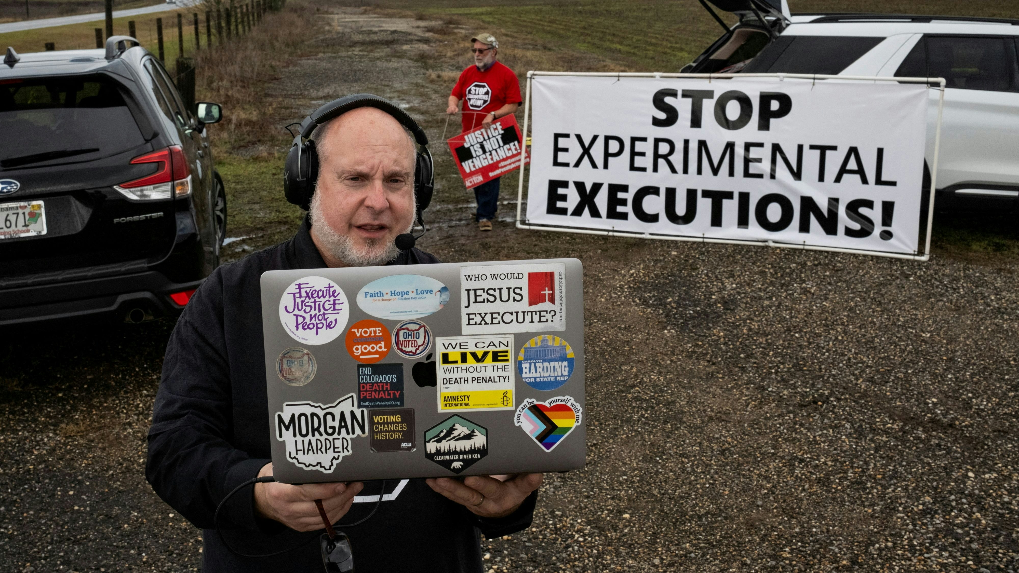 Co-founder and executive director of Death Penalty Action Abraham Bonowitz, a death penalty abolitionist based in Columbus, Ohio, attends an interview through his computer before the scheduled execution by asphyxiation using pure nitrogen, of Kenneth Smith who is convicted for a murder-for-hire committed in 1988, outside of Holman Correctional Facility in Atmore, Alabama, U.S. January 25, 2024.  REUTERS/Micah Green