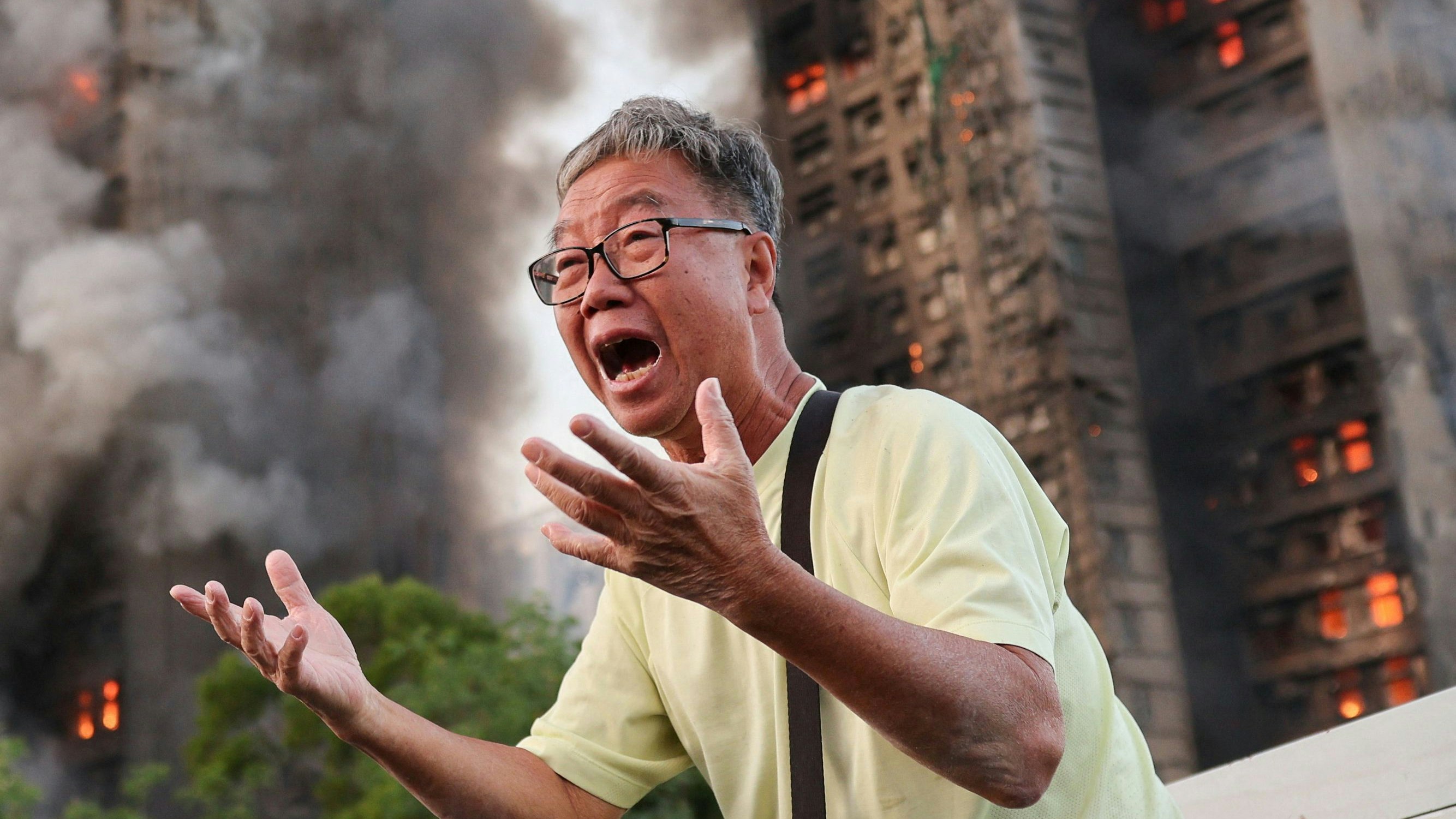 Heute.at - Zahl der Toten bei Großbrand in Hongkong steigt auf 36