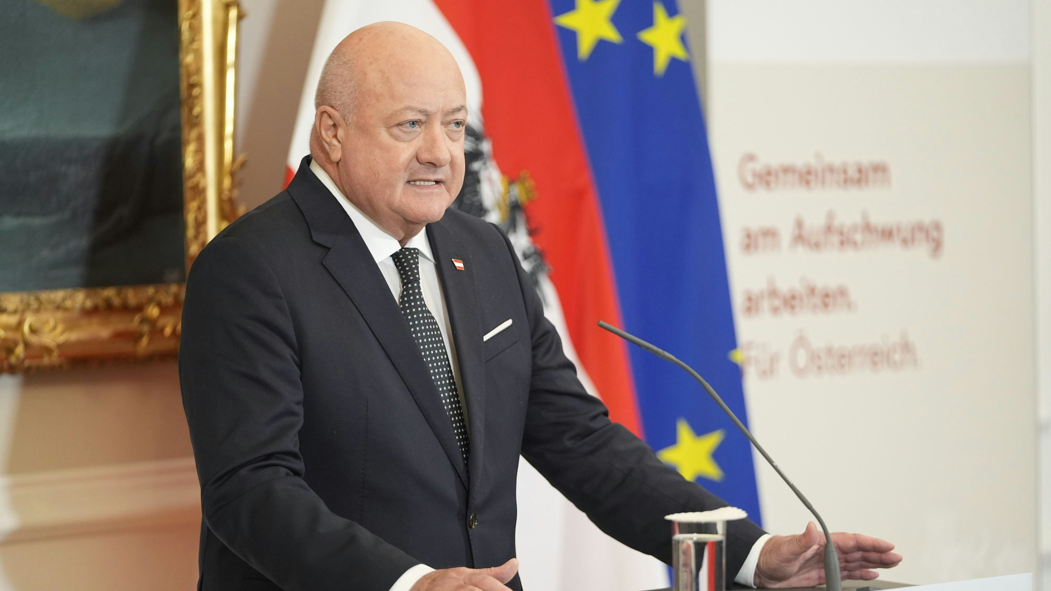 Heute.at - Alle Anstrengungen – Kanzler mit Inflations-Ansage