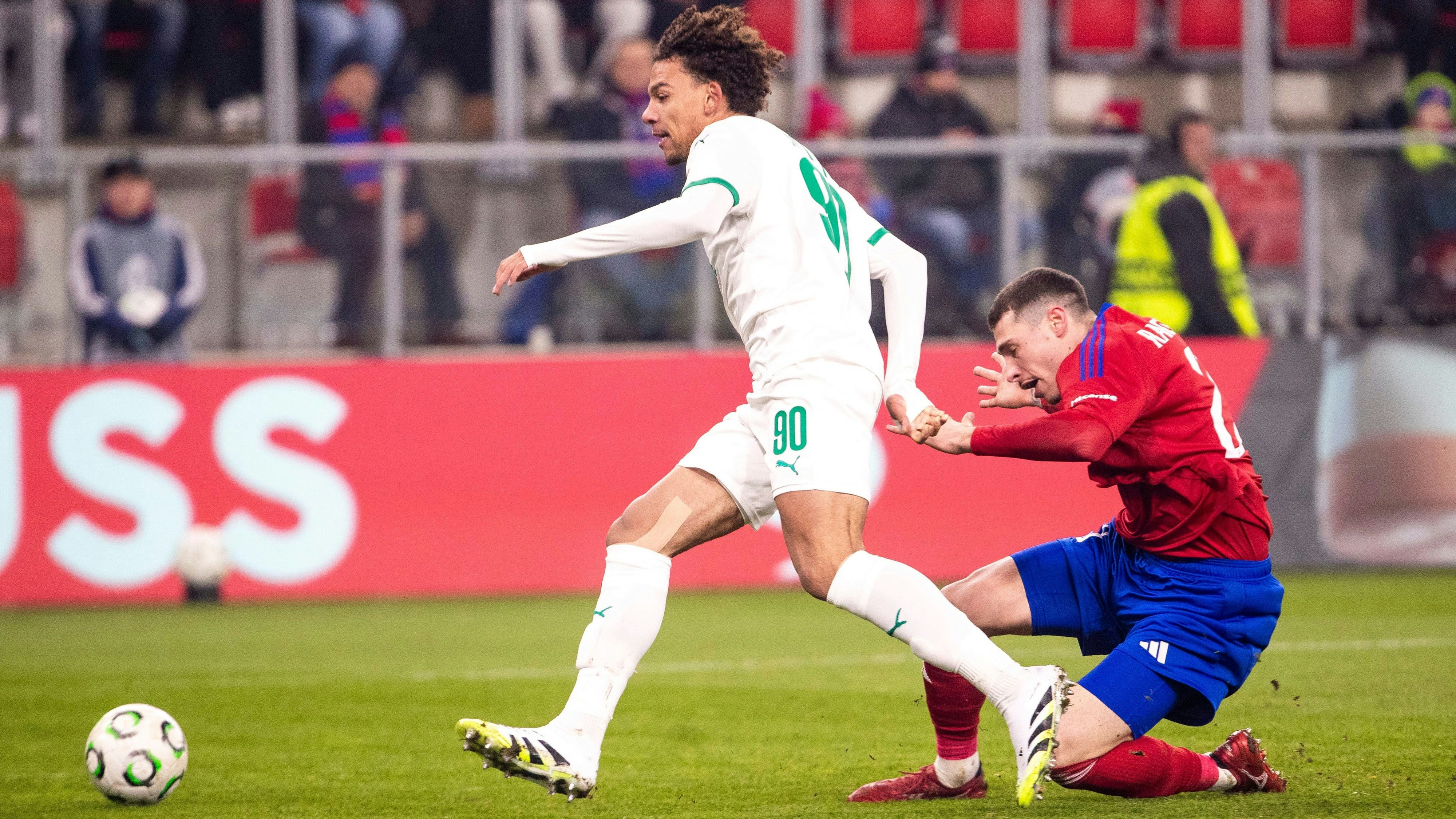 Heute.at - 1:4! Rapid schlittert in Polen in Debakel und die Krise