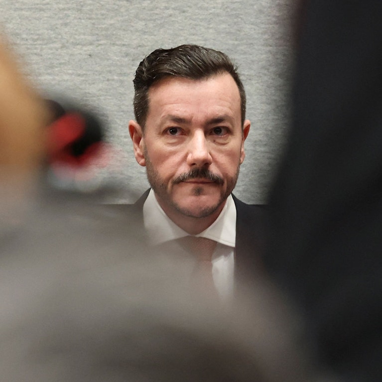 Falls Sie noch ein Weihnachtsgeschenk für sich selbst suchen: Bis 13. Dezember wird Garderobe (Gucci, Boss, Hermès) von René Benko versteigert, sichergestellt von der WKStA bei einer Hausdurchsuchung am Wiener Fleischmarkt. Das sagt der Masseverwalter dazu.