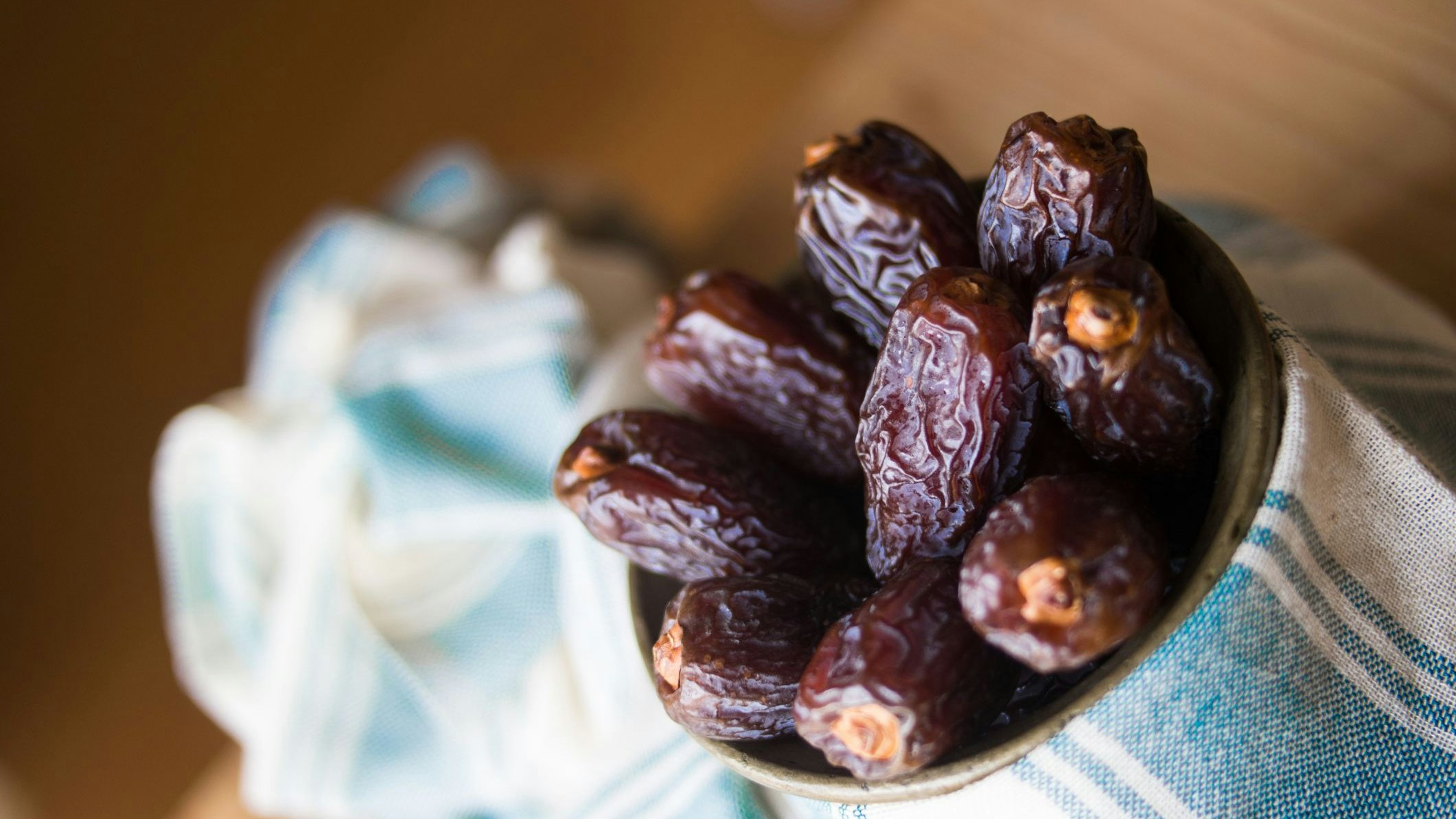 Heute.at - Healthy-Snack: Sind Datteln nur Pickel-Auslöser?