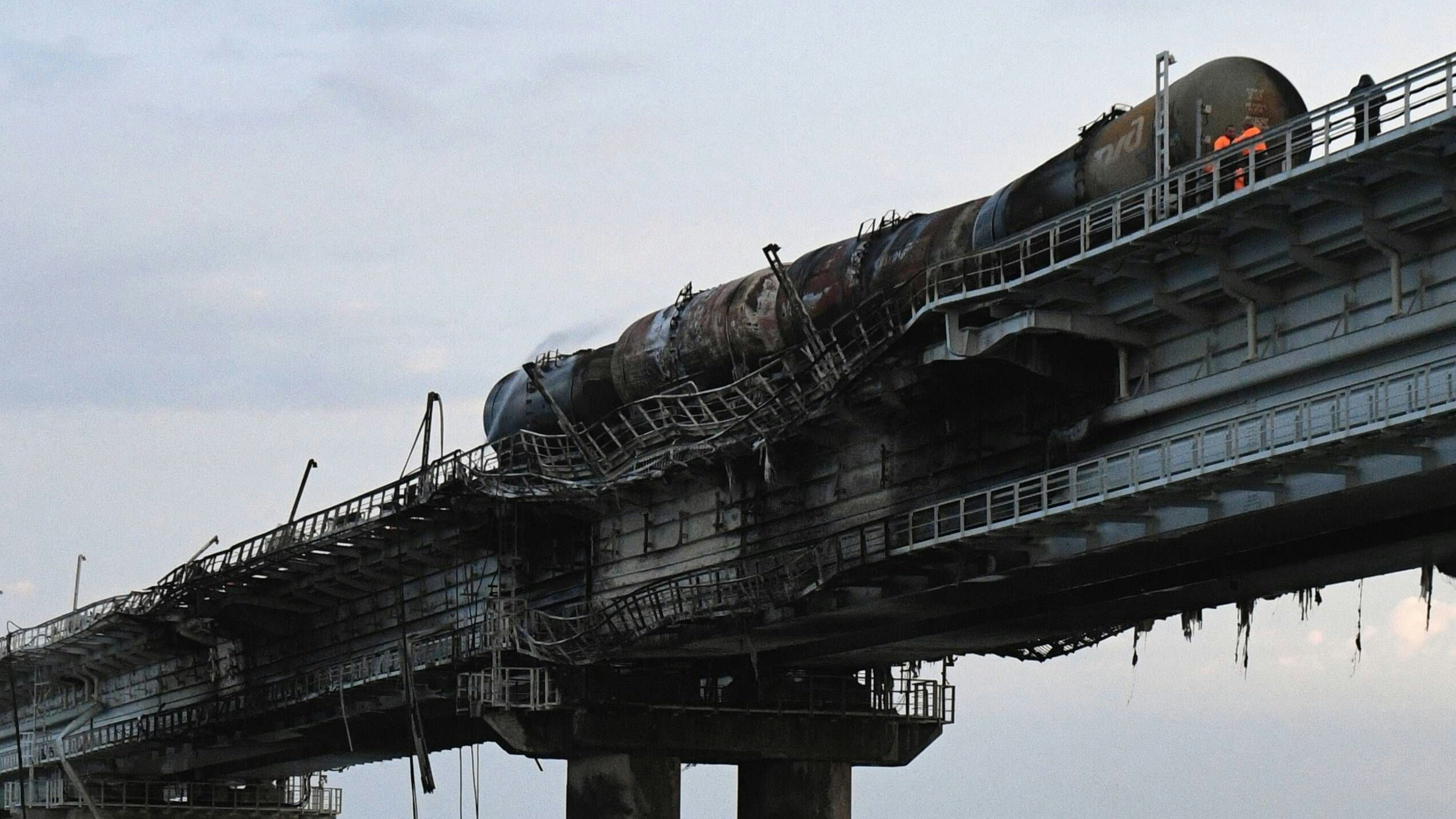 Heute.at - Anschlag auf Putins Krim-Brücke – 8 Männer verurteilt