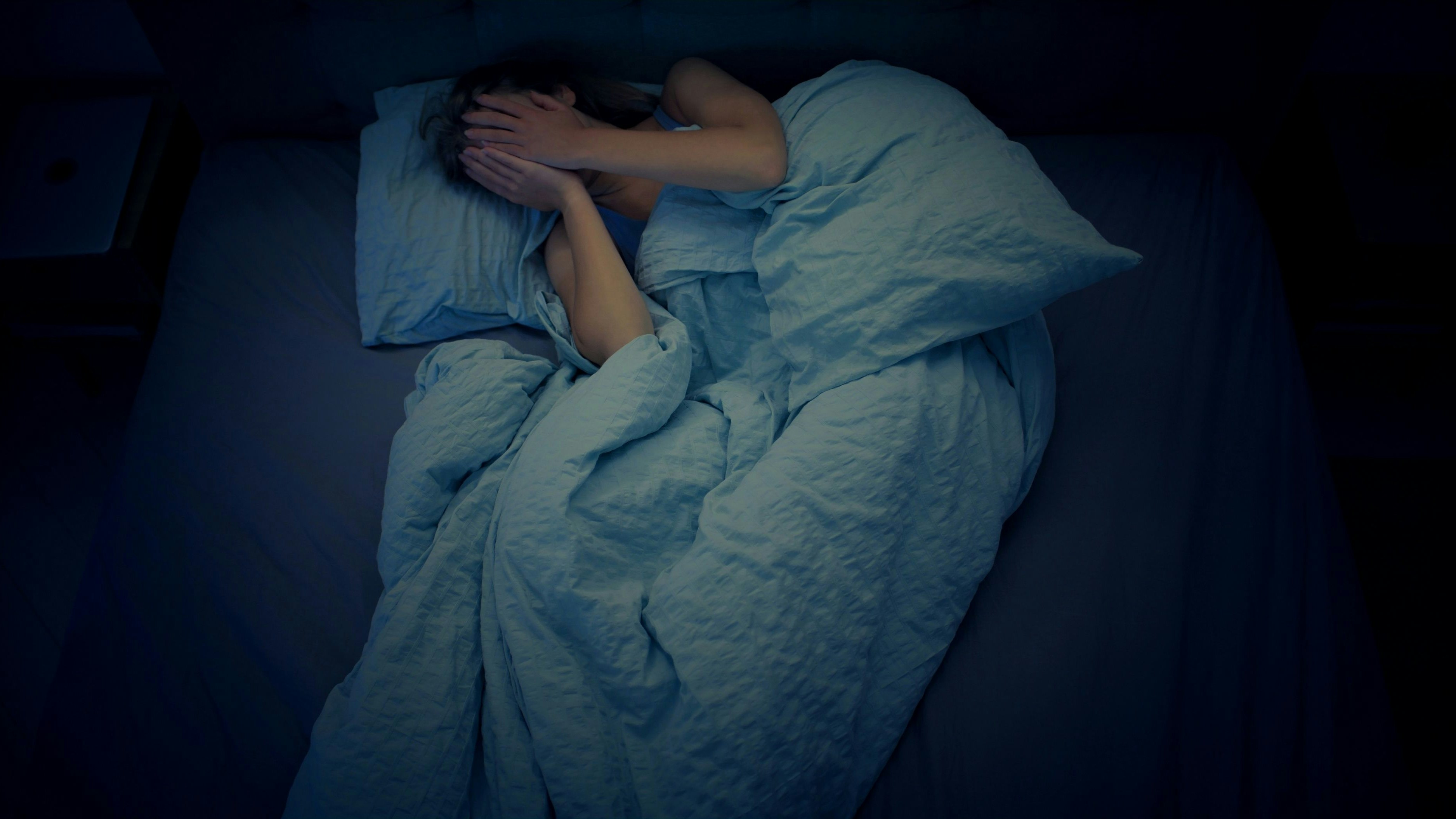 Manche ME/CFS-Betroffene können ihr Bett kaum noch verlassen.