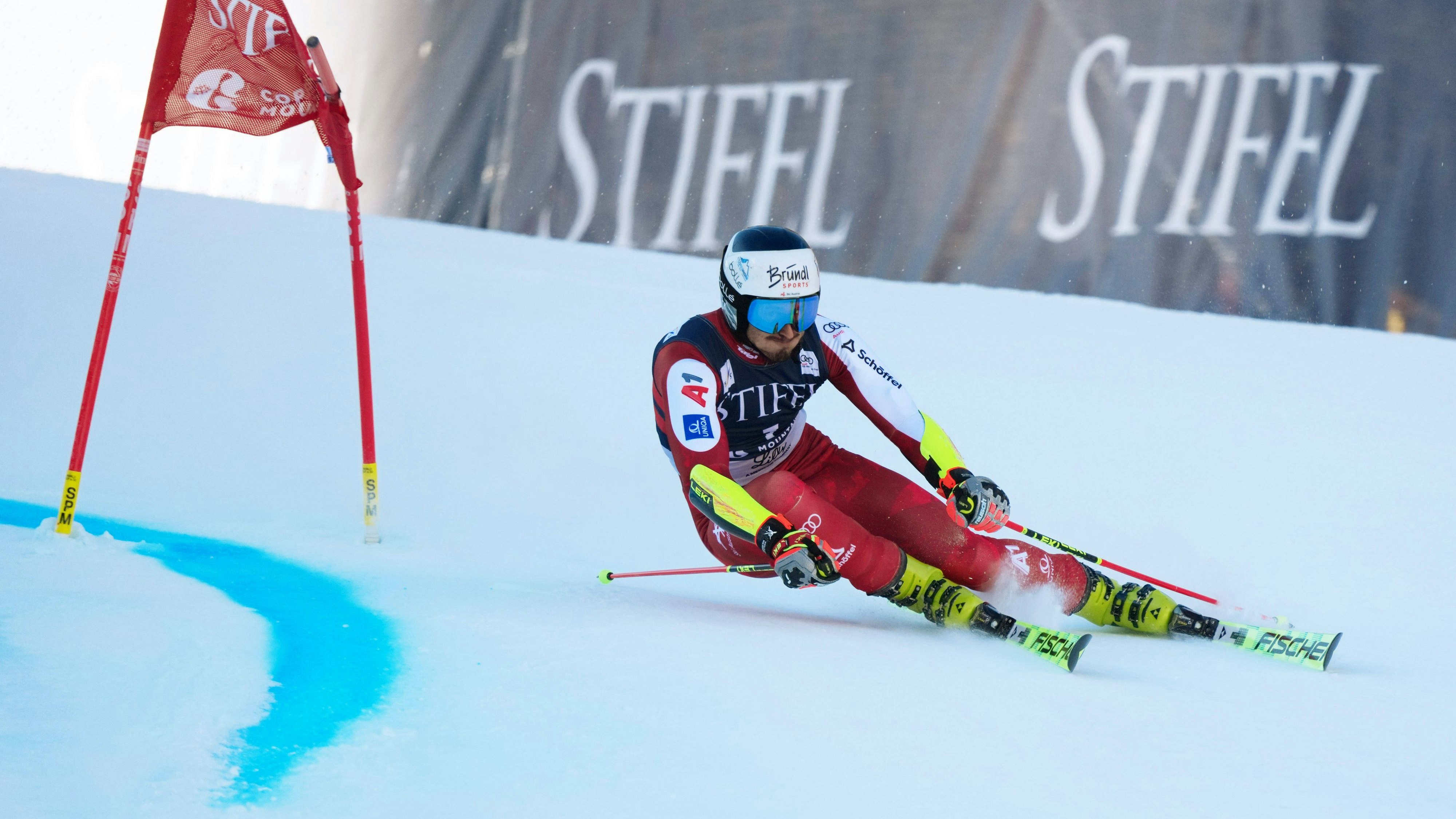 Heute.at - Erster Sieg mit 34! Brennsteiner gewinnt Riesentorlauf