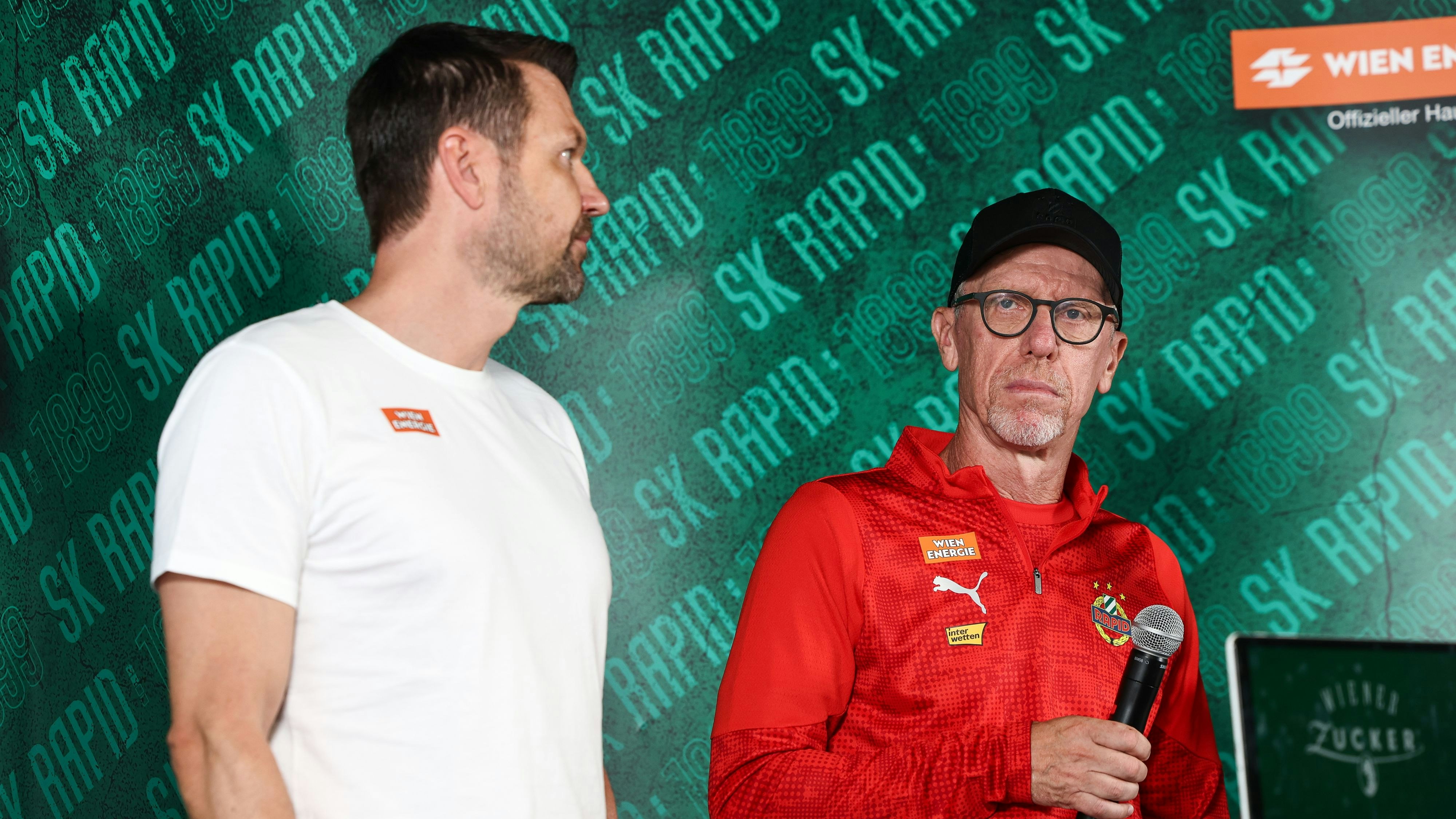 Rapids Sport-Geschäftsführer Markus Katzer und Ex-Trainer Peter Stöger. 