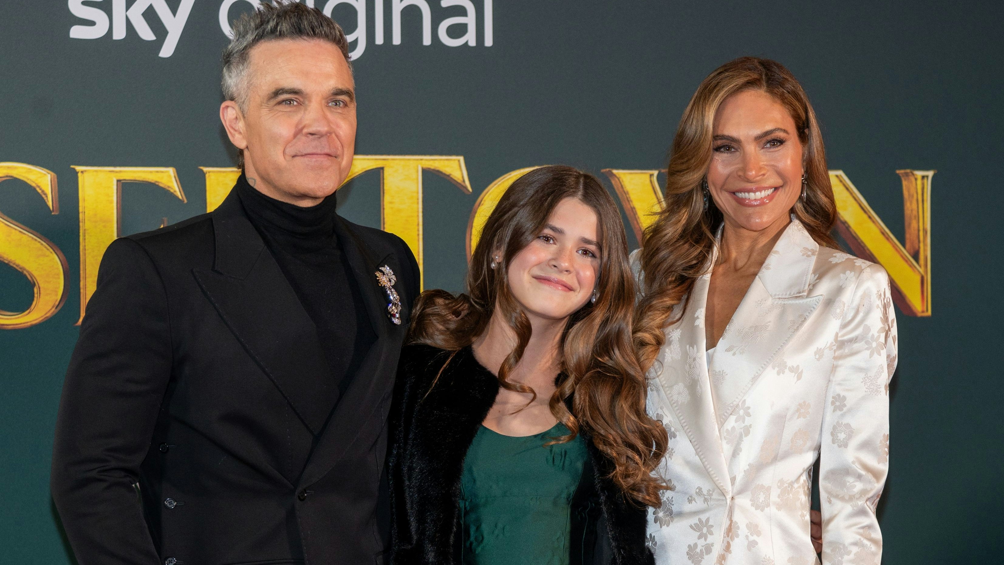 Heute.at - Groß geworden! Robbies Tochter feiert erste Filmrolle