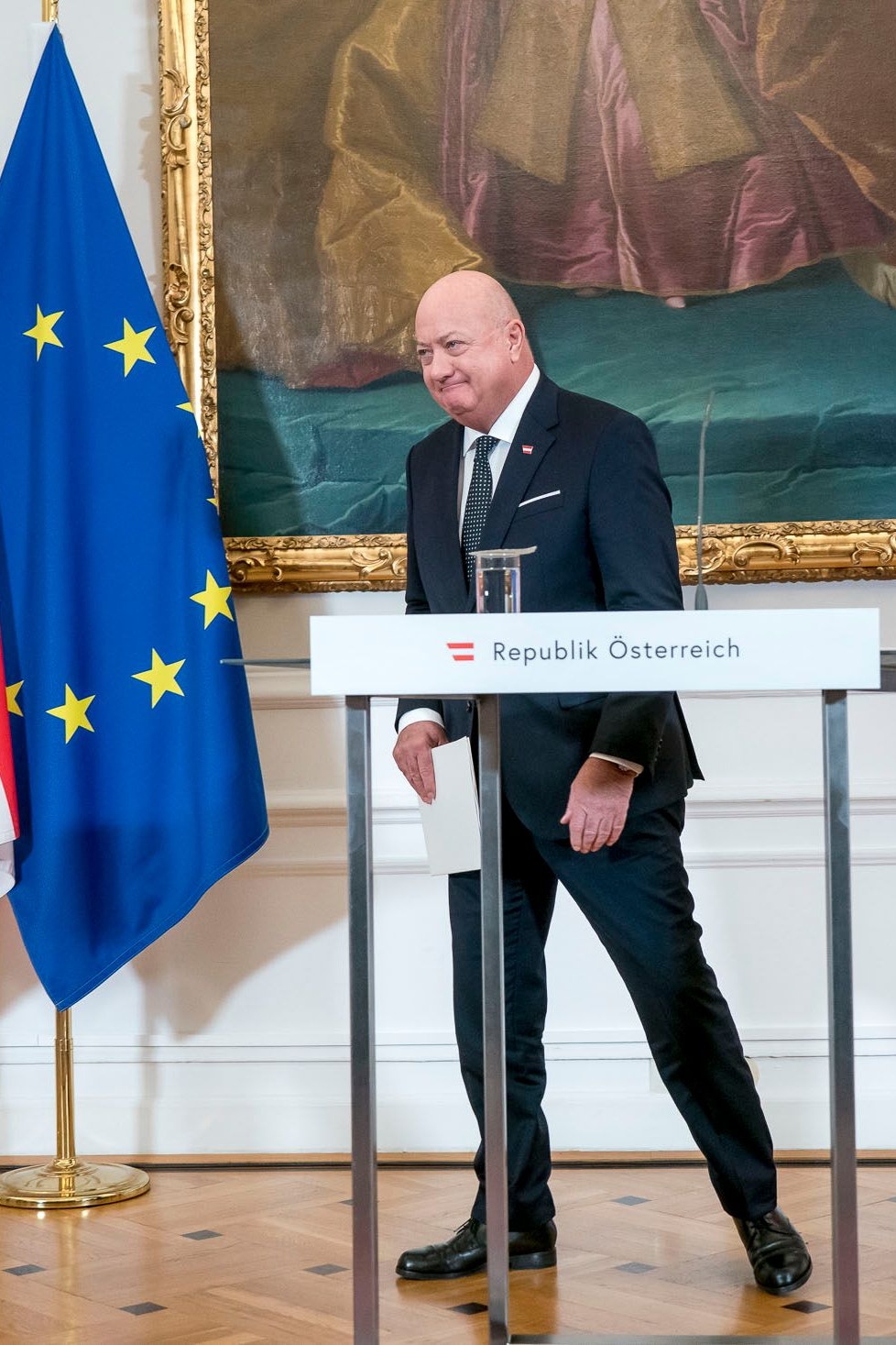 Diesen Wiener Neustädter Diskoschritt hätte ich vor der Rücken-OP nicht derpackt