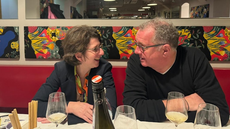 In der Mur-Metropole erlebt man kulinarisch keine Wasserlandung. Im Vina in Graz wird sehr ordentlich vietnamesisch gekocht, das Interieur ist sehenswert und ausgezeichnet. Der Connaisseur war freilich aus ganz anderen Gründen atemlos.