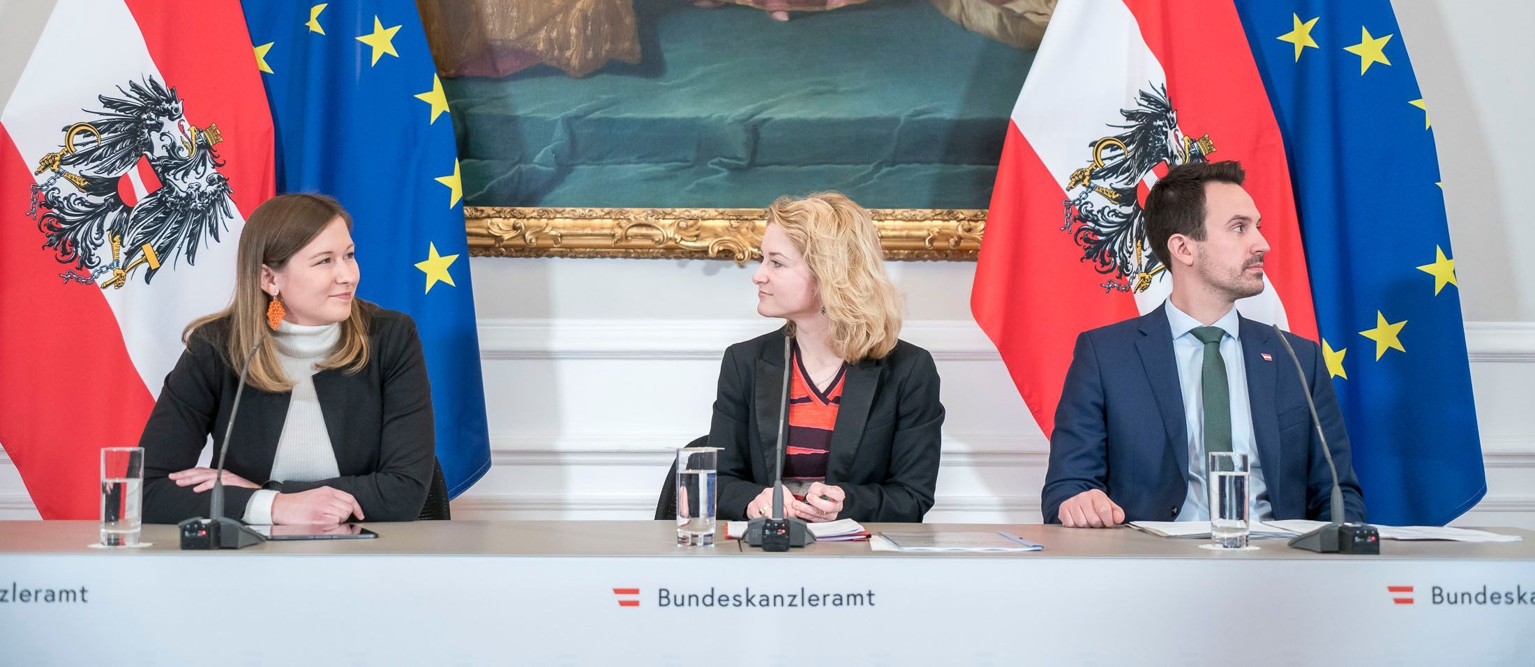 ... und du, Claudia, irgendwas Abschätziges über Ausländer