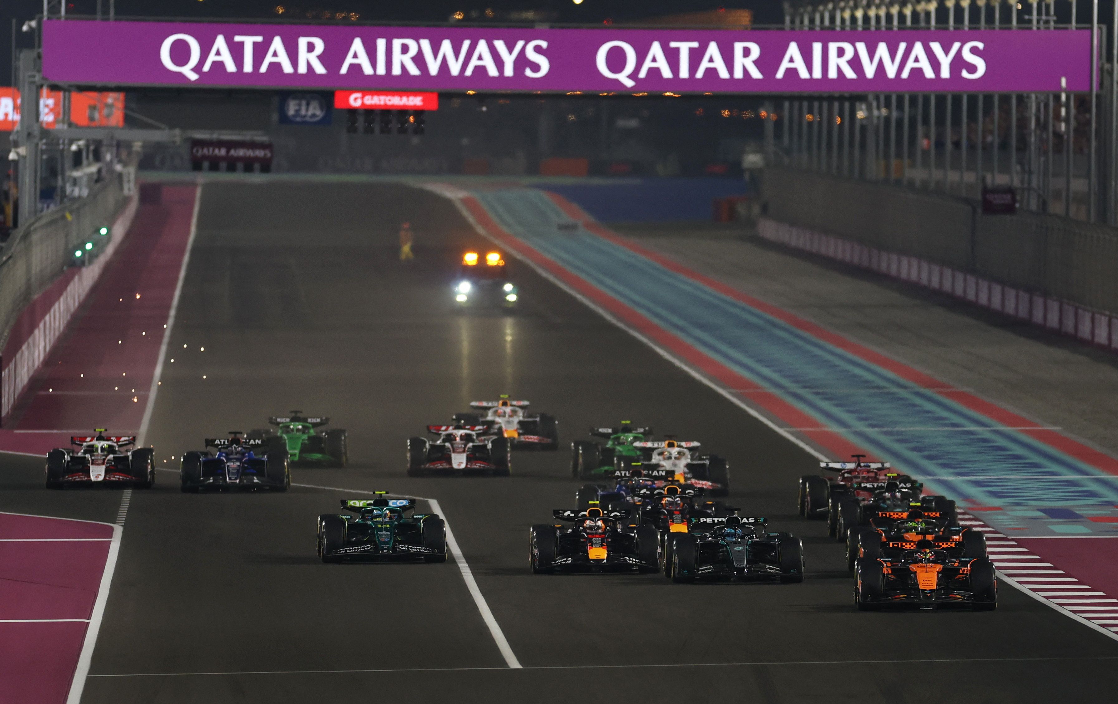 Oscar Piastri führt den Sprint von Katar an. 