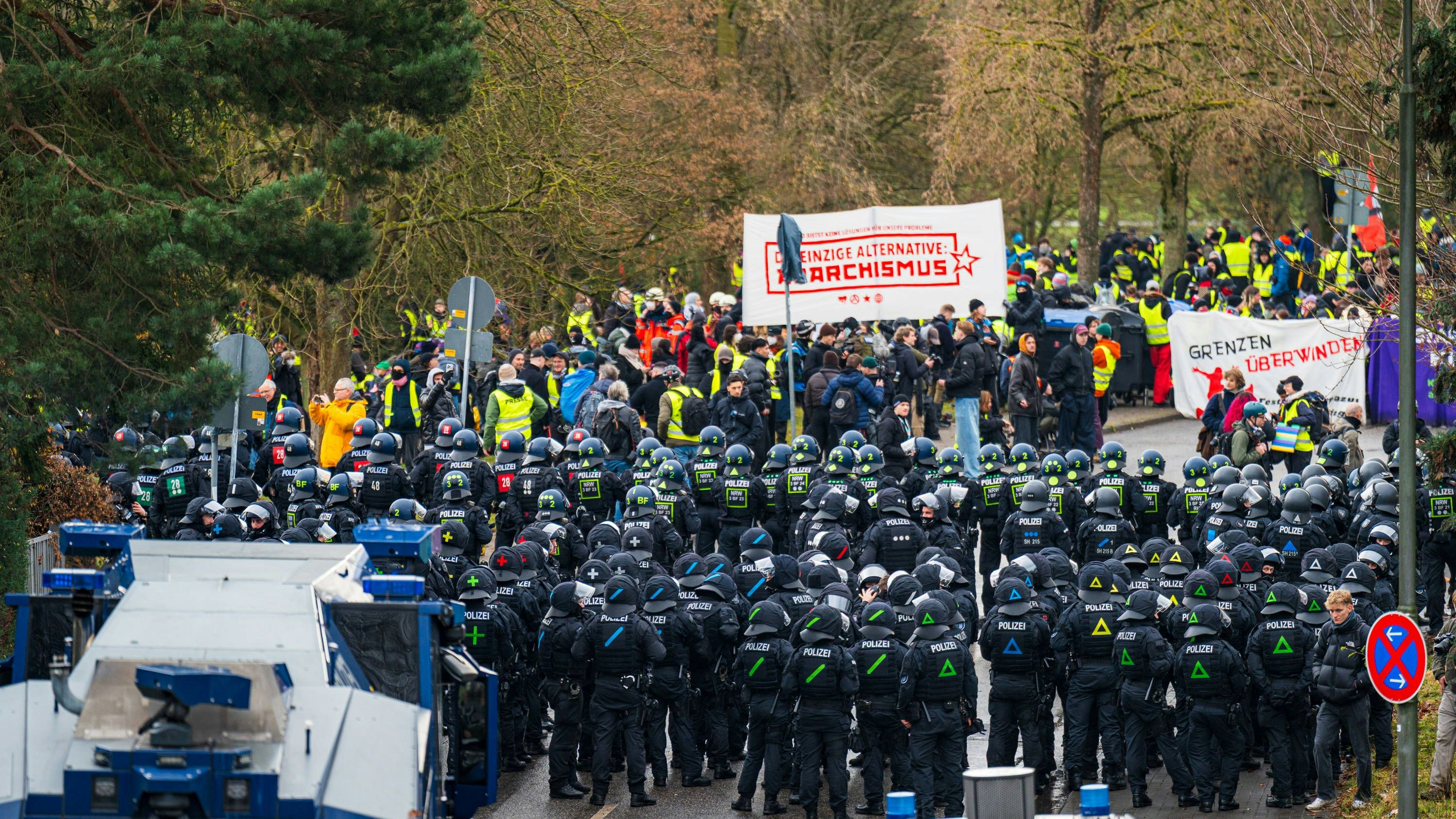 Heute.at - Jean-Pascal Hohm führt neue AfD-Jugend an – Proteste