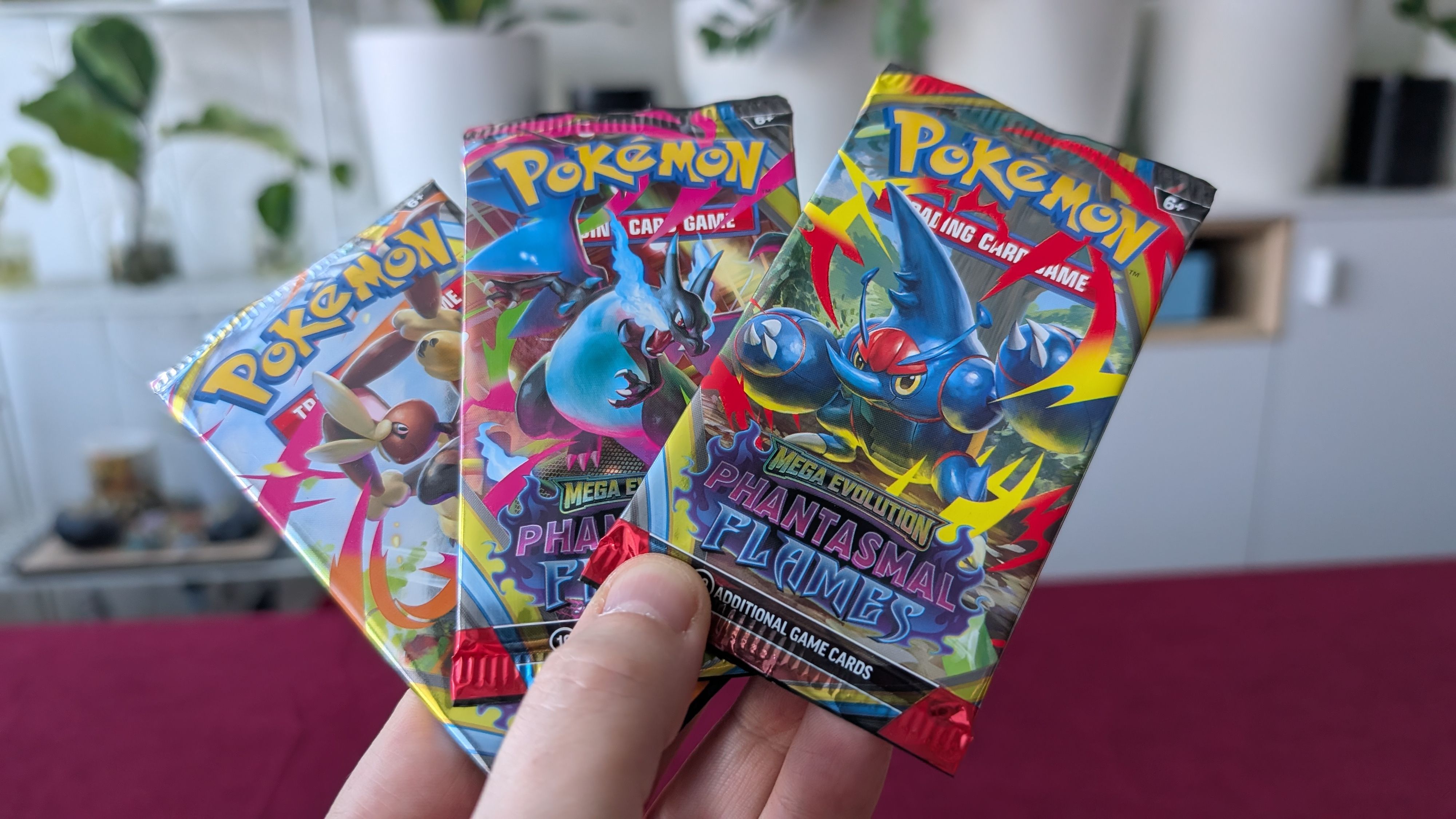 Wenn das Ziel jedoch reines Investment oder Sammlerwert ist, dann könnte ein Mix aus Einzelkarten und Booster, sinnvoll sein.