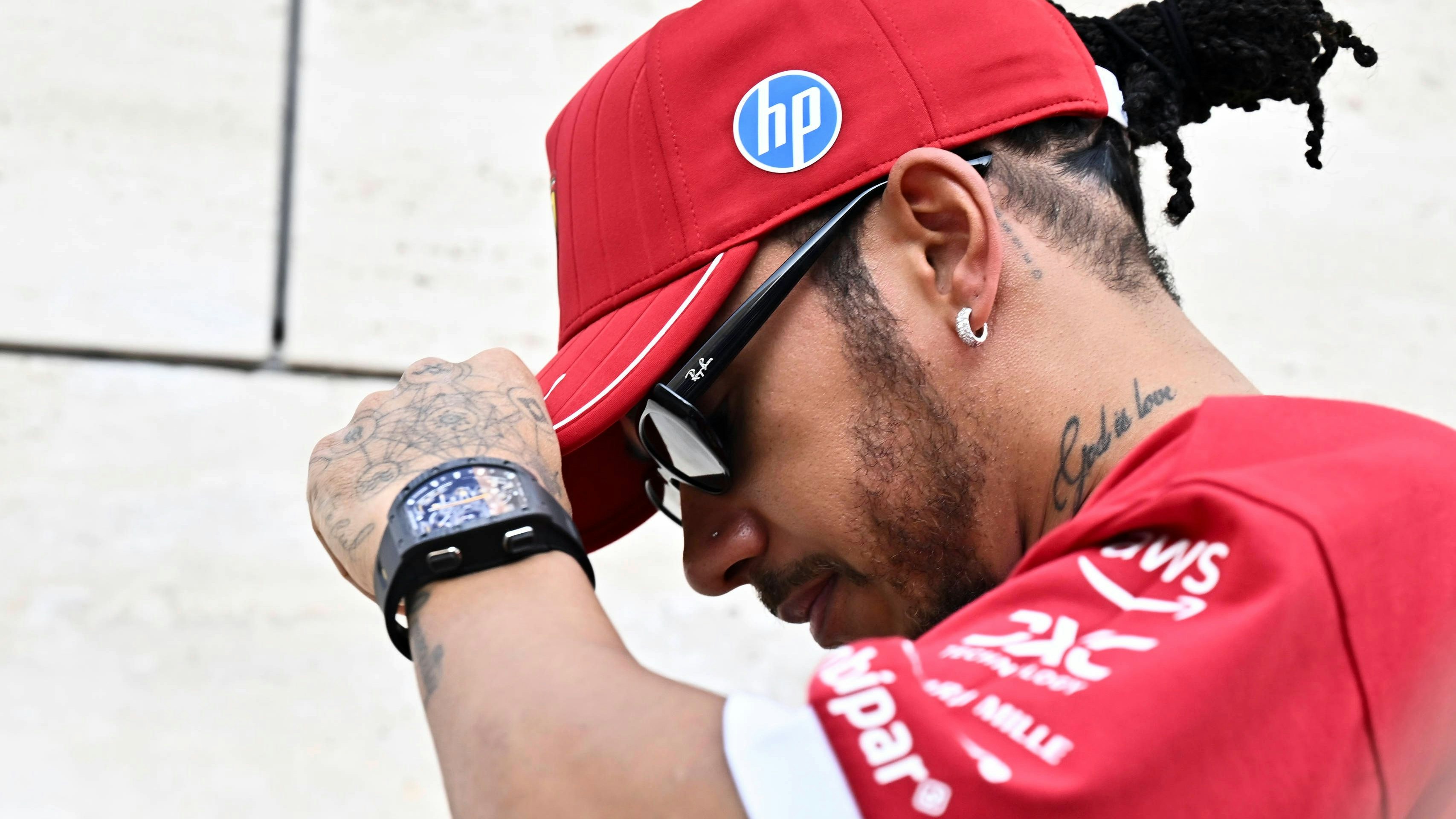 Heute.at - Frust-Hamilton gibt nach Debakel kurioses Interview