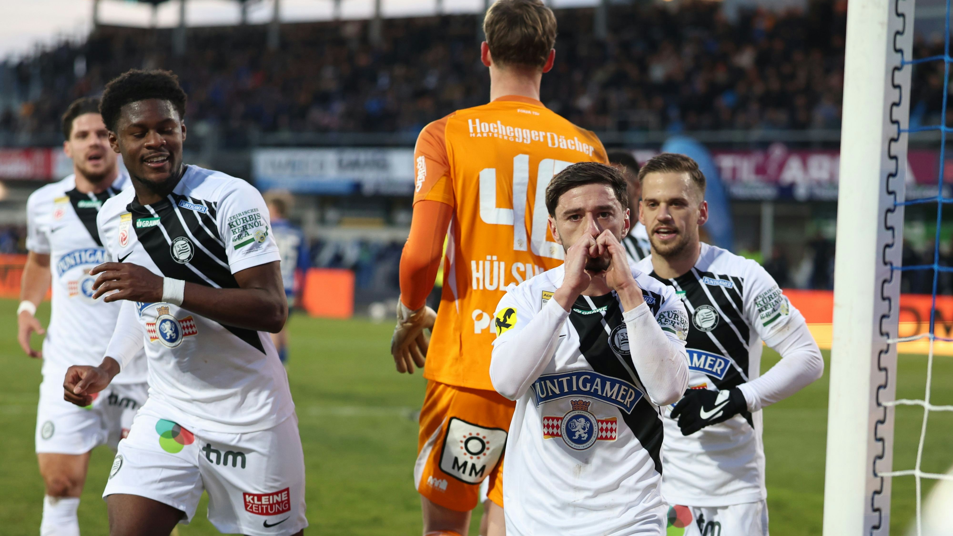 Heute.at - Sturm siegt glücklich 1:0, Salzburg patzt erneut