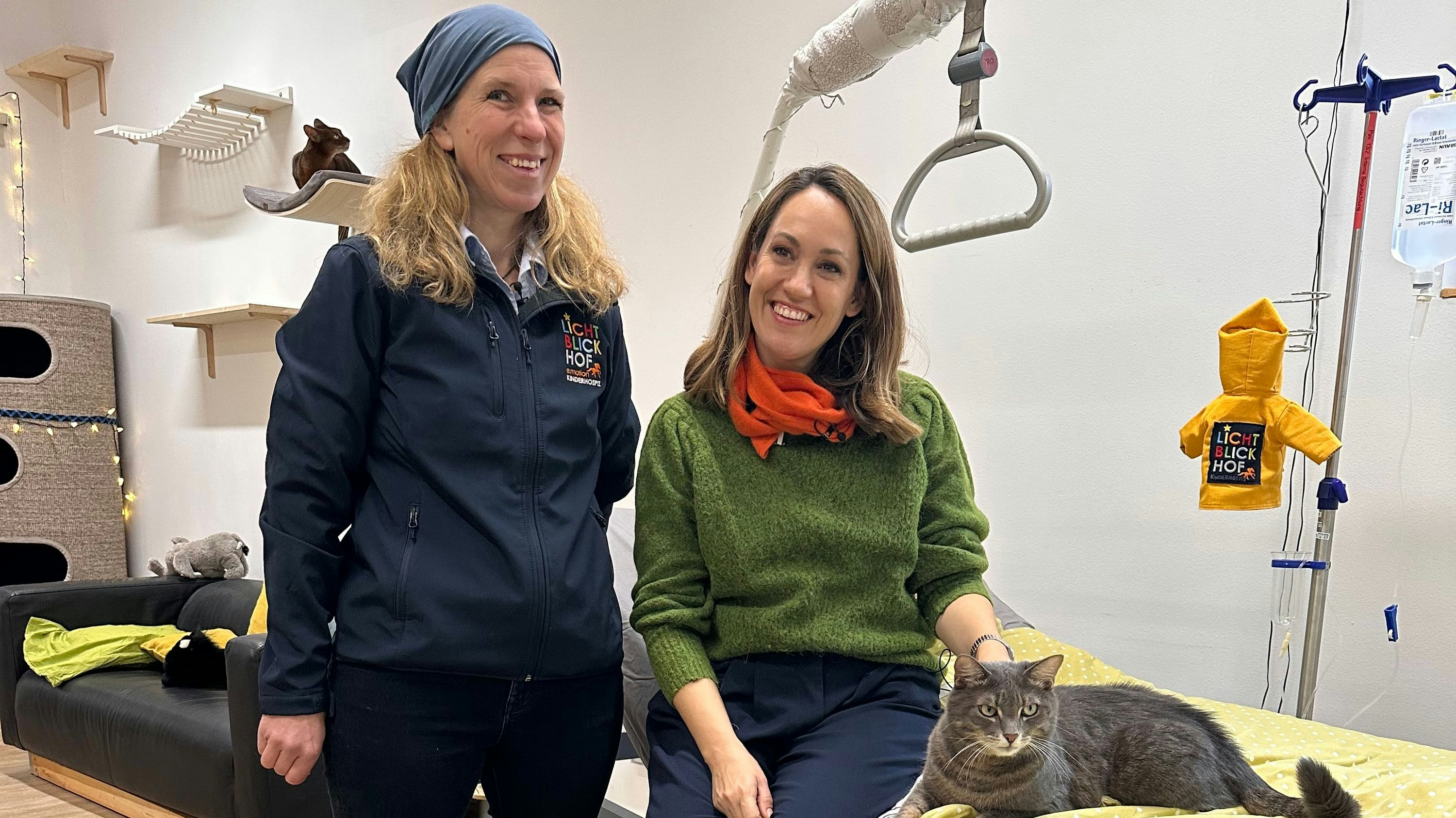 Roswitha Zink vom "Lichtblickhof" und Bianca Schwarzjirg