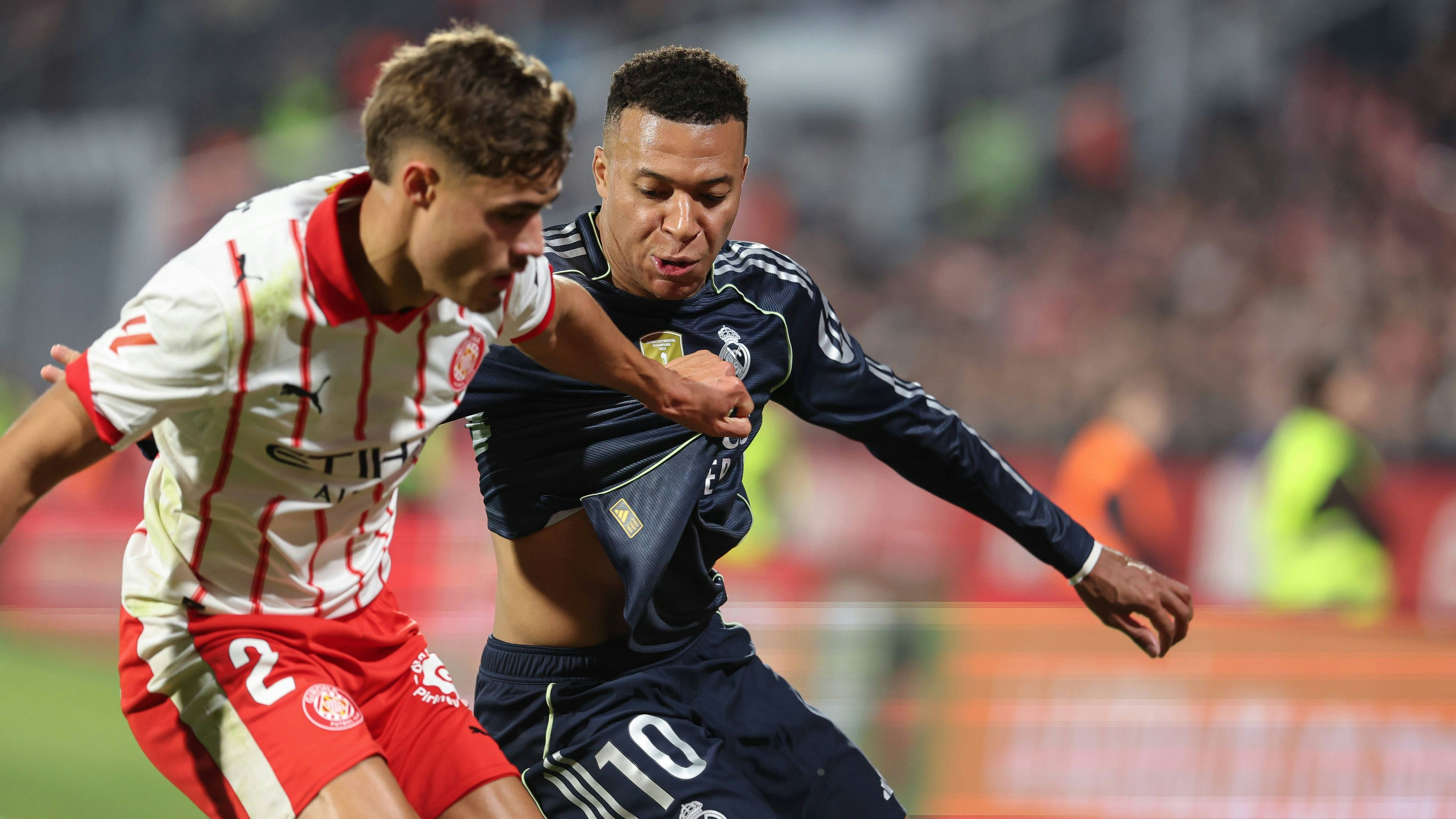 Heute.at - Elfmeter-Eklat! Real verliert Platz eins an Barca