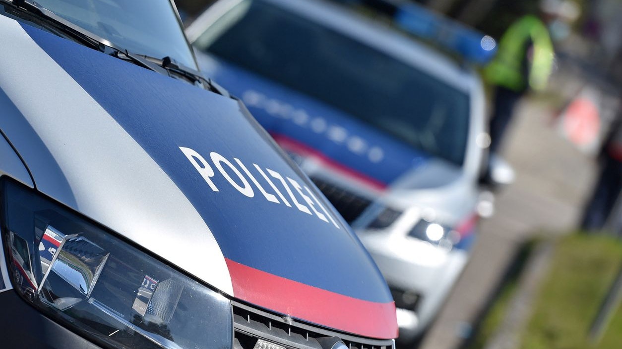 Heute.at - 2,22 Promille! Teenie (19) landet nach Crash in Graben