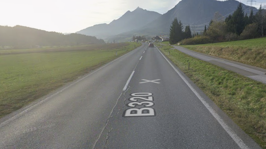 Heute.at - 5 Personen an Bord – ganze Familie bei Crash verletzt