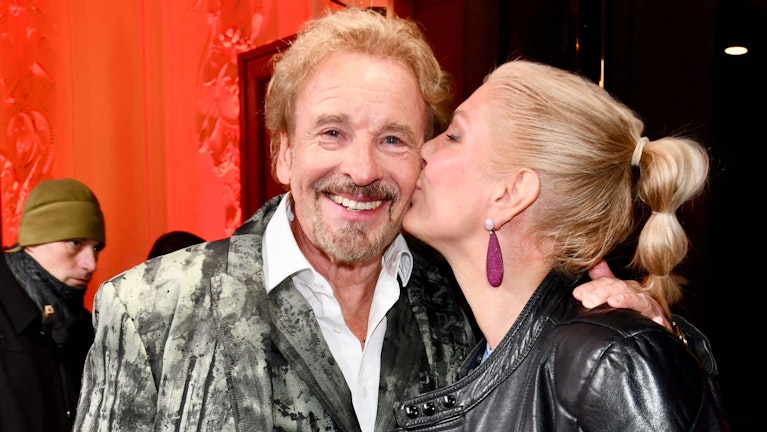 Zwei Grusel-Auftritte, danach hieß es: Feuer frei auf Thomas Gottschalk. Jetzt stellte sich heraus: Der TV-Star hat Krebs, muss starke Mittel nehmen. Der Vorgang beschämt seine Kritiker und legt den Finger auf eine Wunde: die neue Lust an öffentlichen Hinrichtungen.