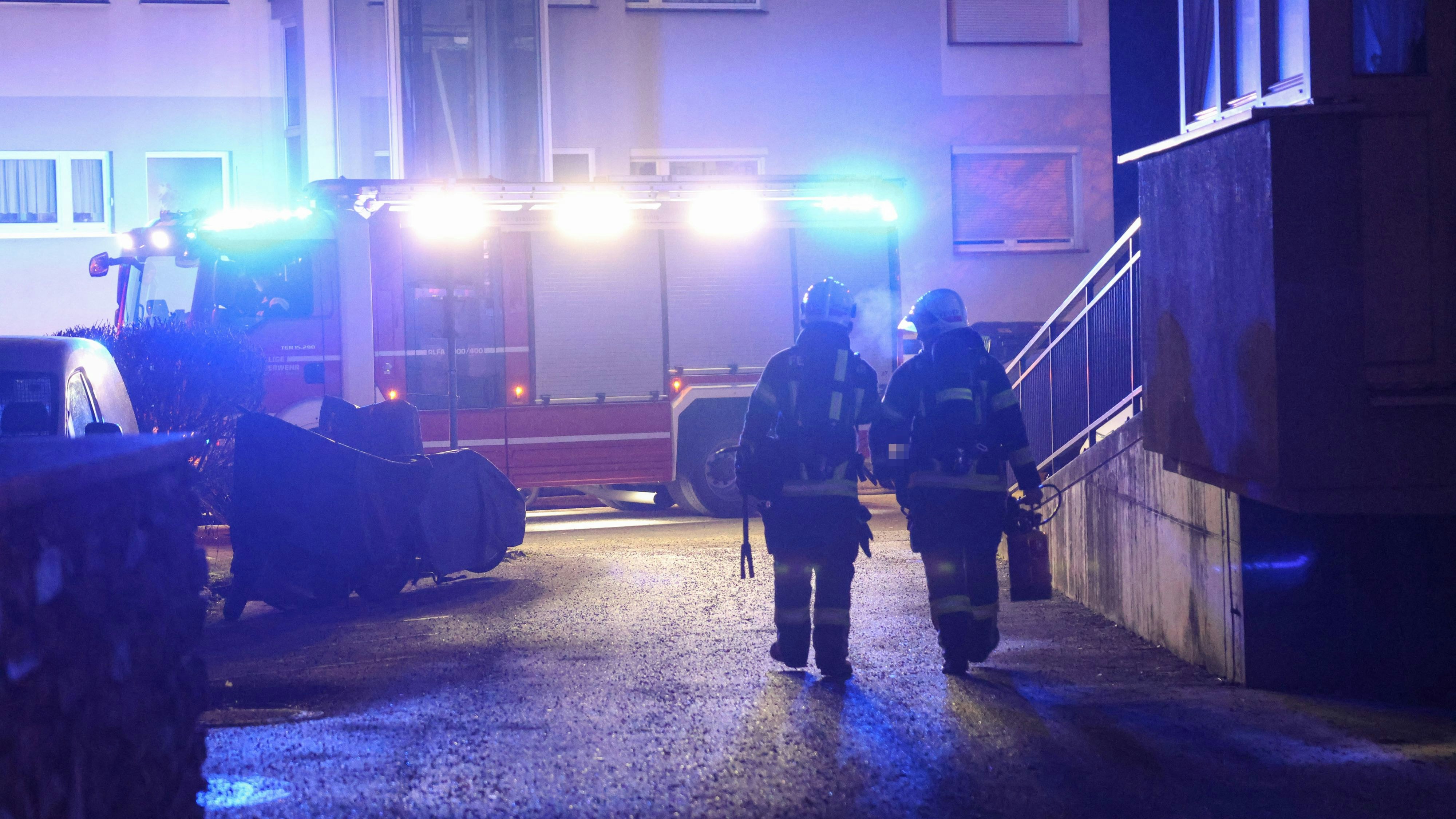 Heute.at - Abgebrannte Steckdose löst in der Nacht Einsatz aus