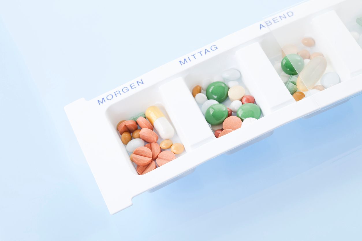 Morgens, mittags, abends – wann wir manche Medikamente nehmen, ist ncht egal.