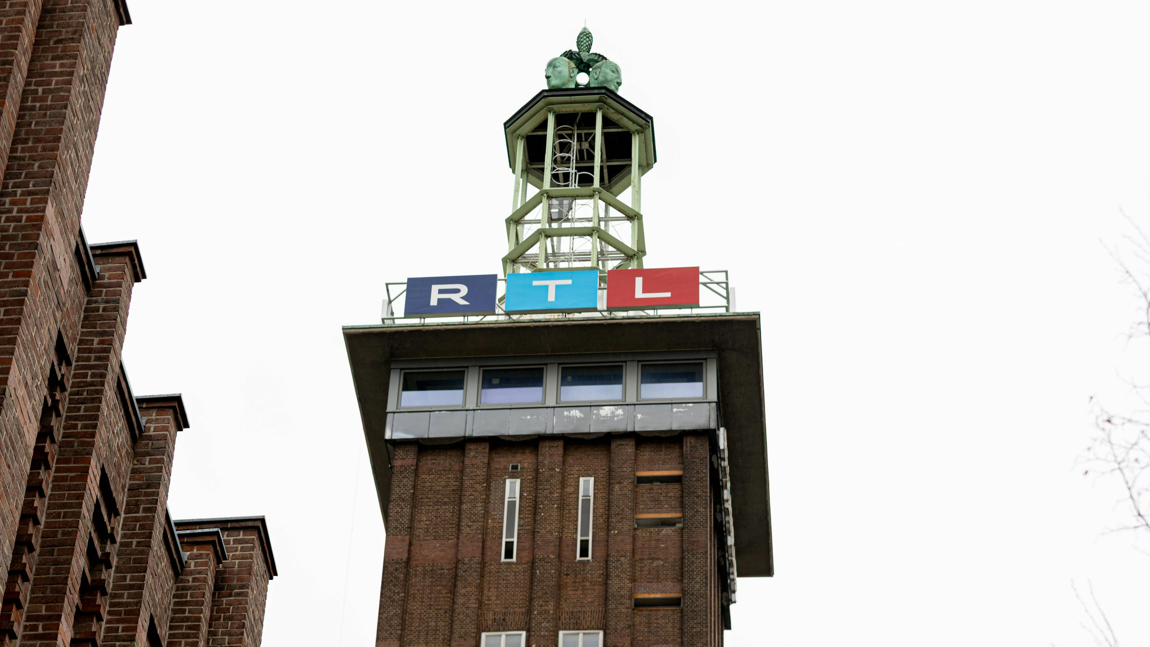 Heute.at - 600 Jobs sollen weg! RTL krempelt völlig um