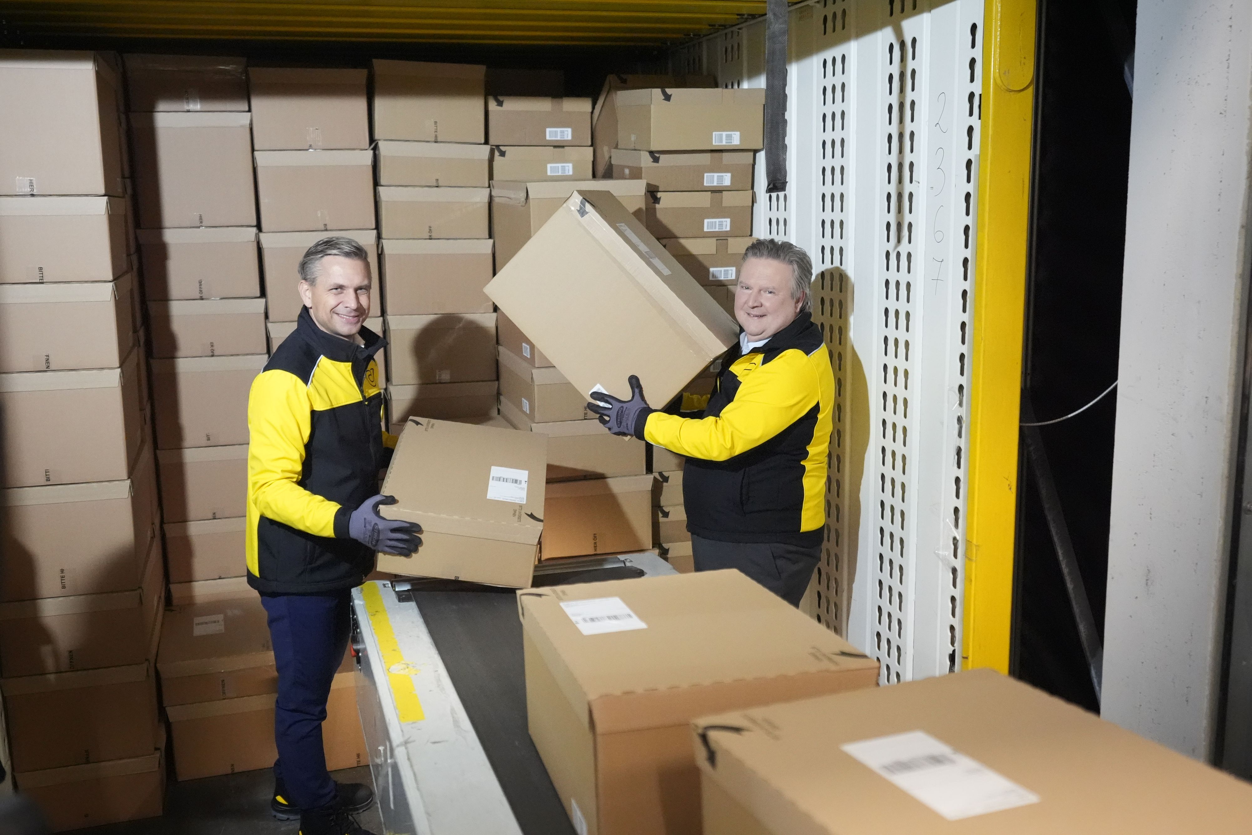 Heute.at - Politik greift dem Christkind unter die Arme