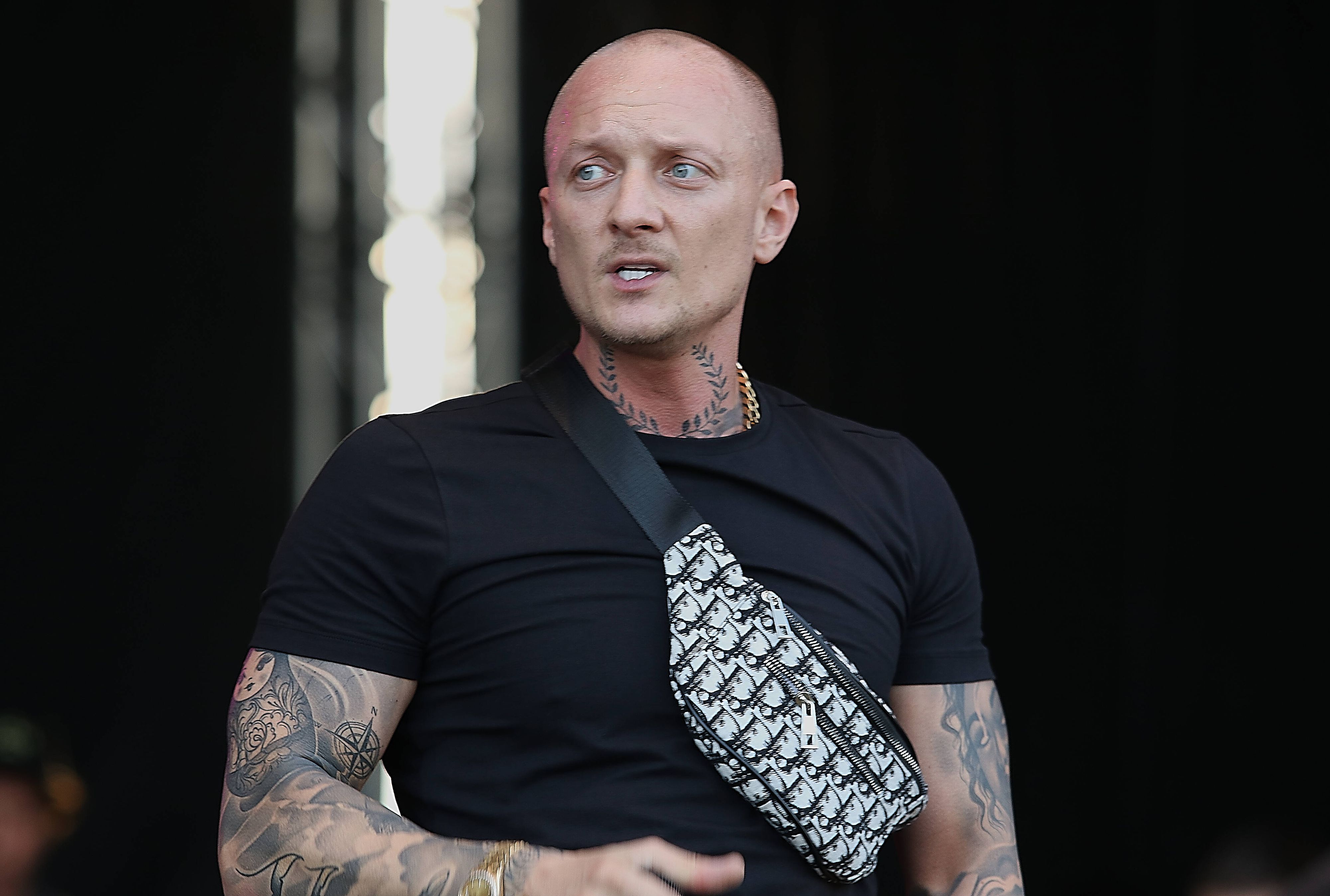 Rapper Olexesh ist am Boden zerstört.