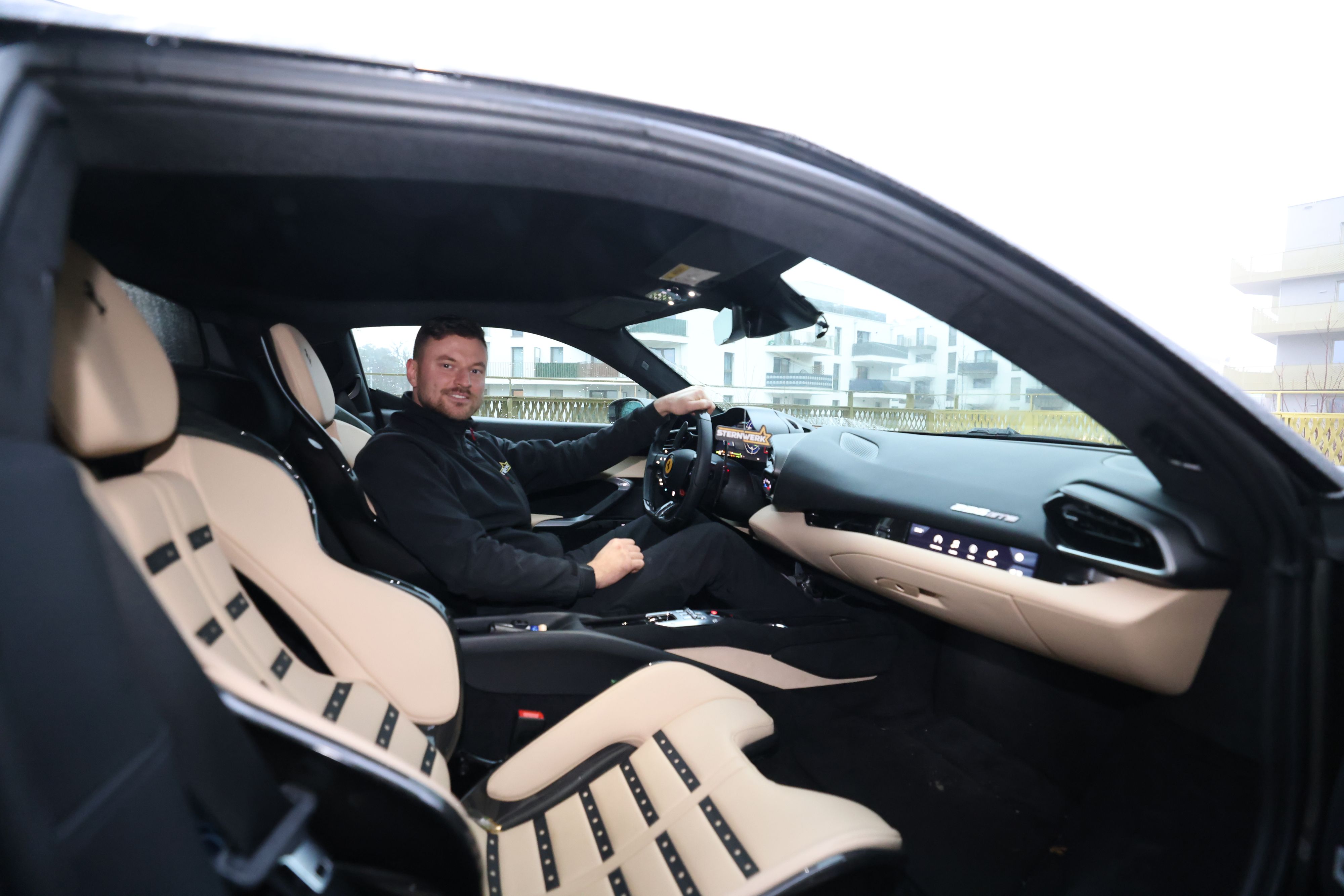 Heute.at - 10 Jahre geschraubt – so kam Amar zu Terrassen-Ferrari