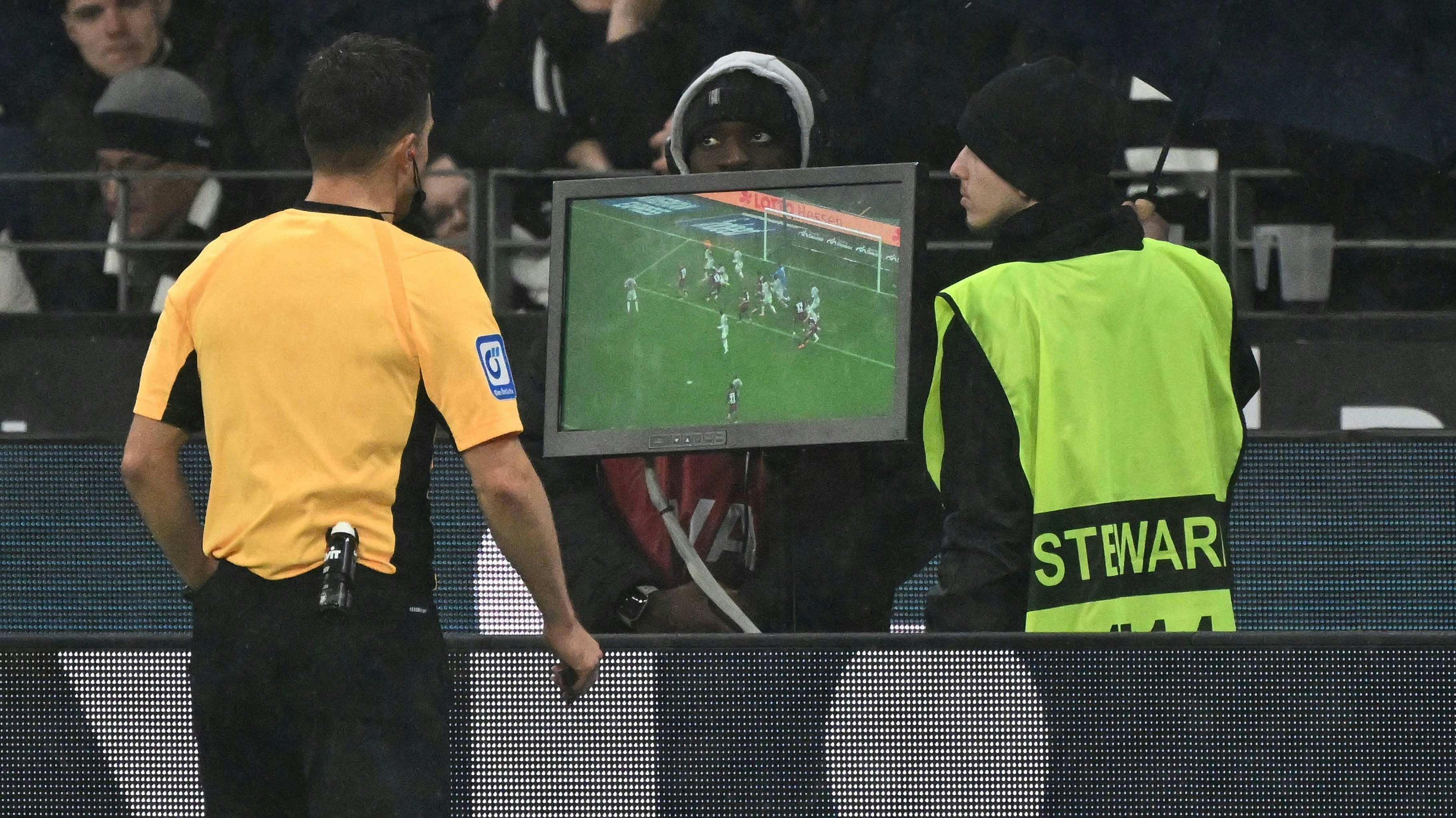 Heute.at - Noch mehr VAR-Eingriffe bei der WM 2026?