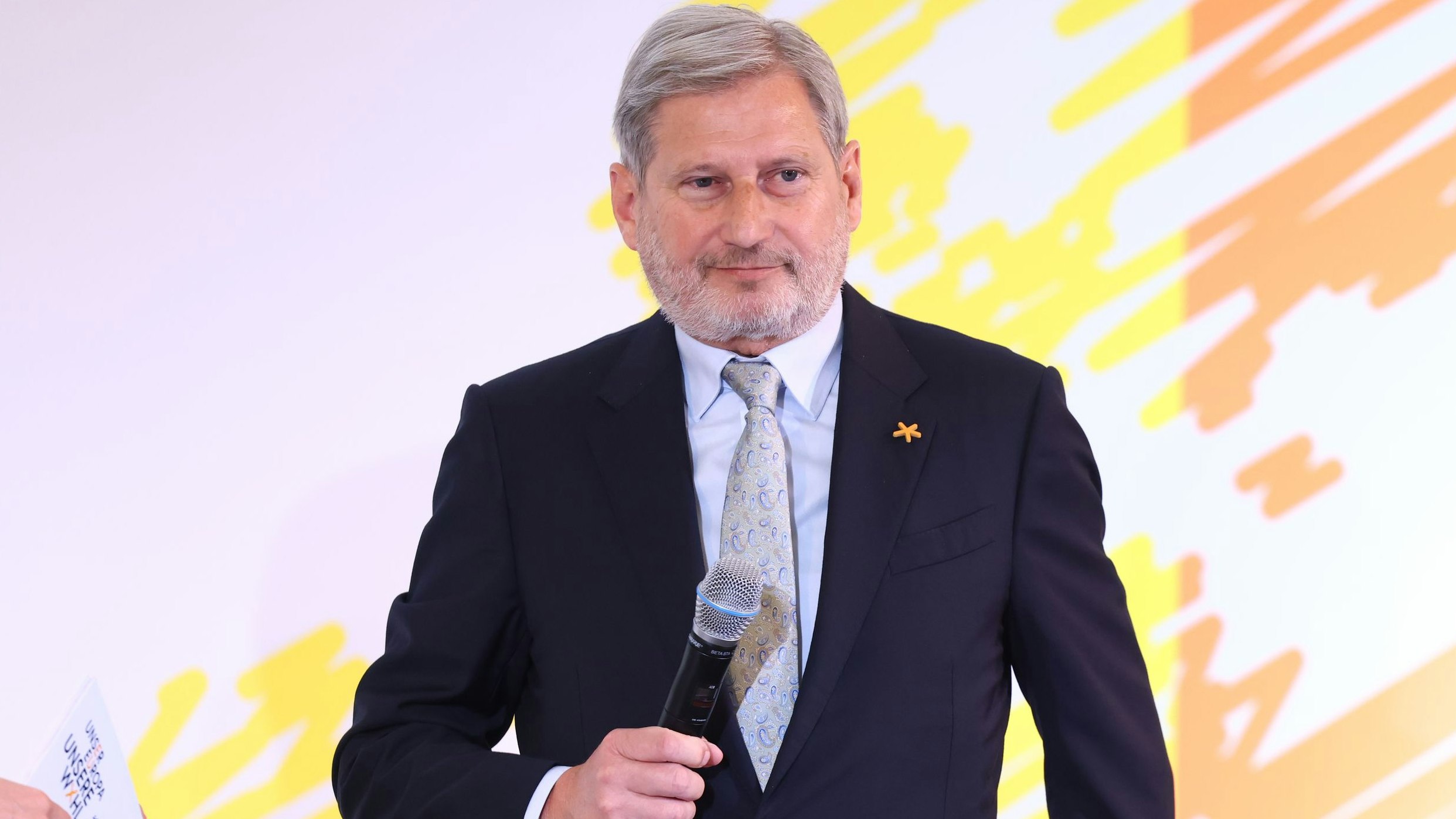 Heute.at - Politiker statt Banker folgt auf Mahrer in Nationalbank