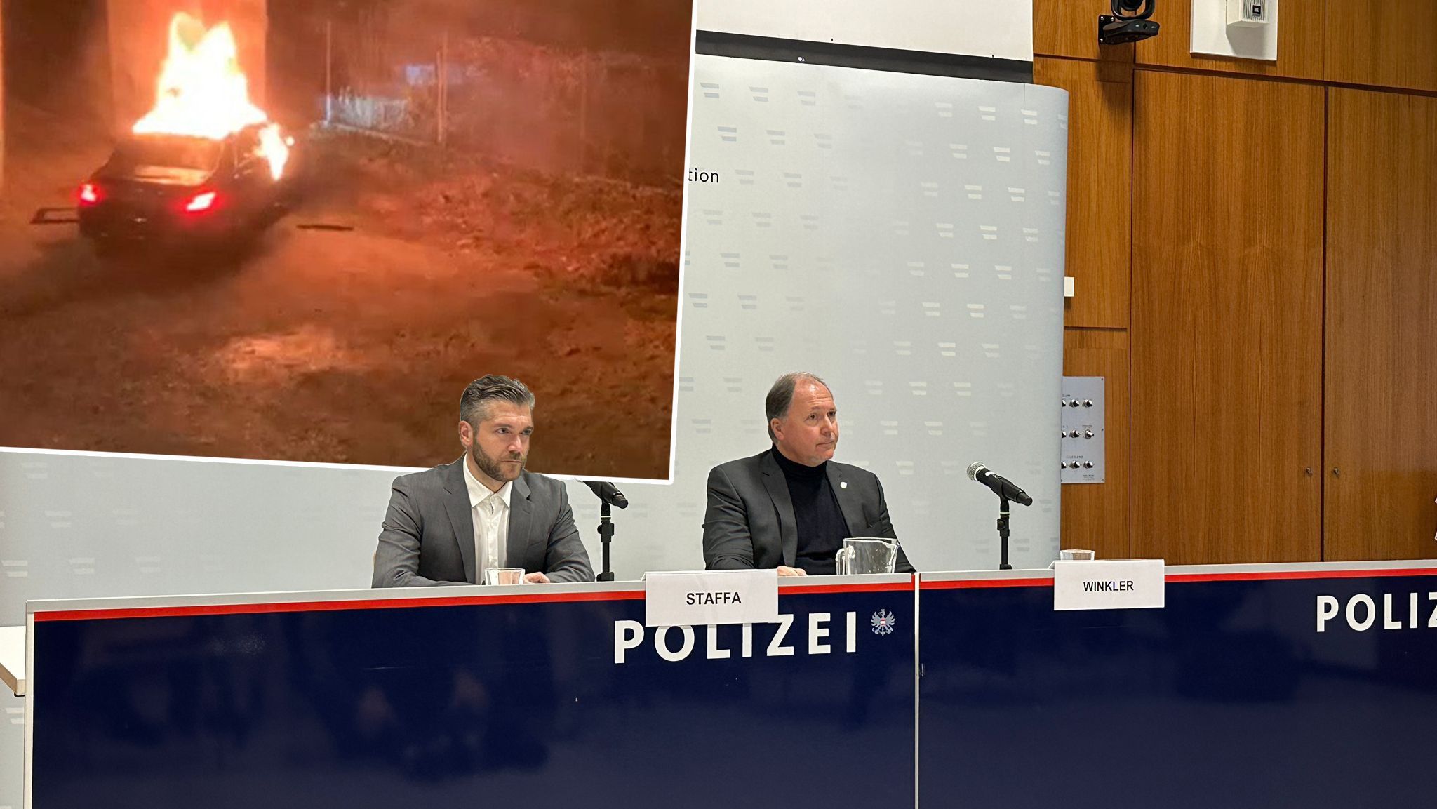 Das erschütternde Feuer im Mercedes am Marlen-Haushofer-Weg entpuppte sich laut Ermittlern nicht einfach als blinder Gewaltausbruch.