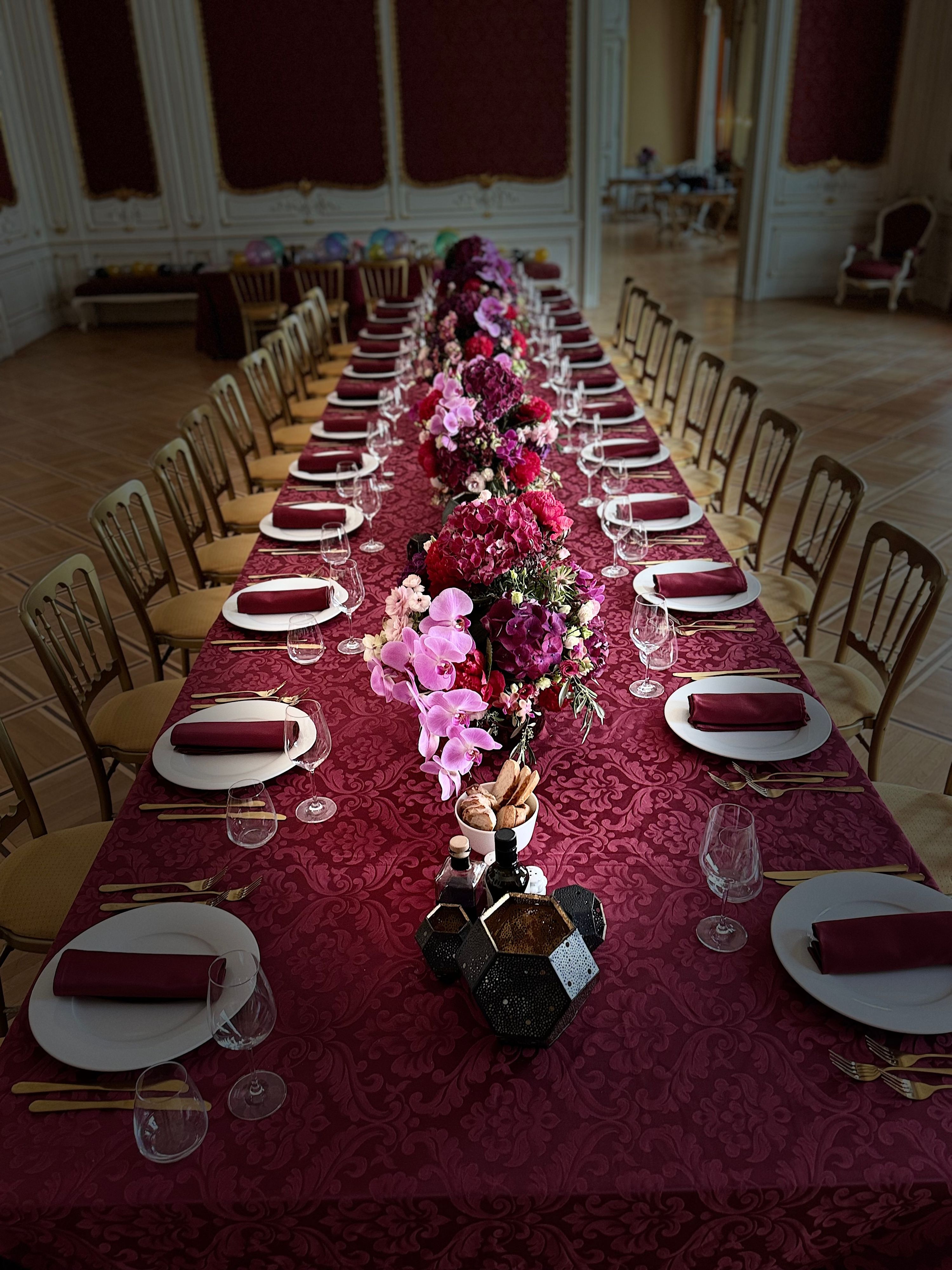 Heute.at - Weihnachtszauber im Palais Festetics