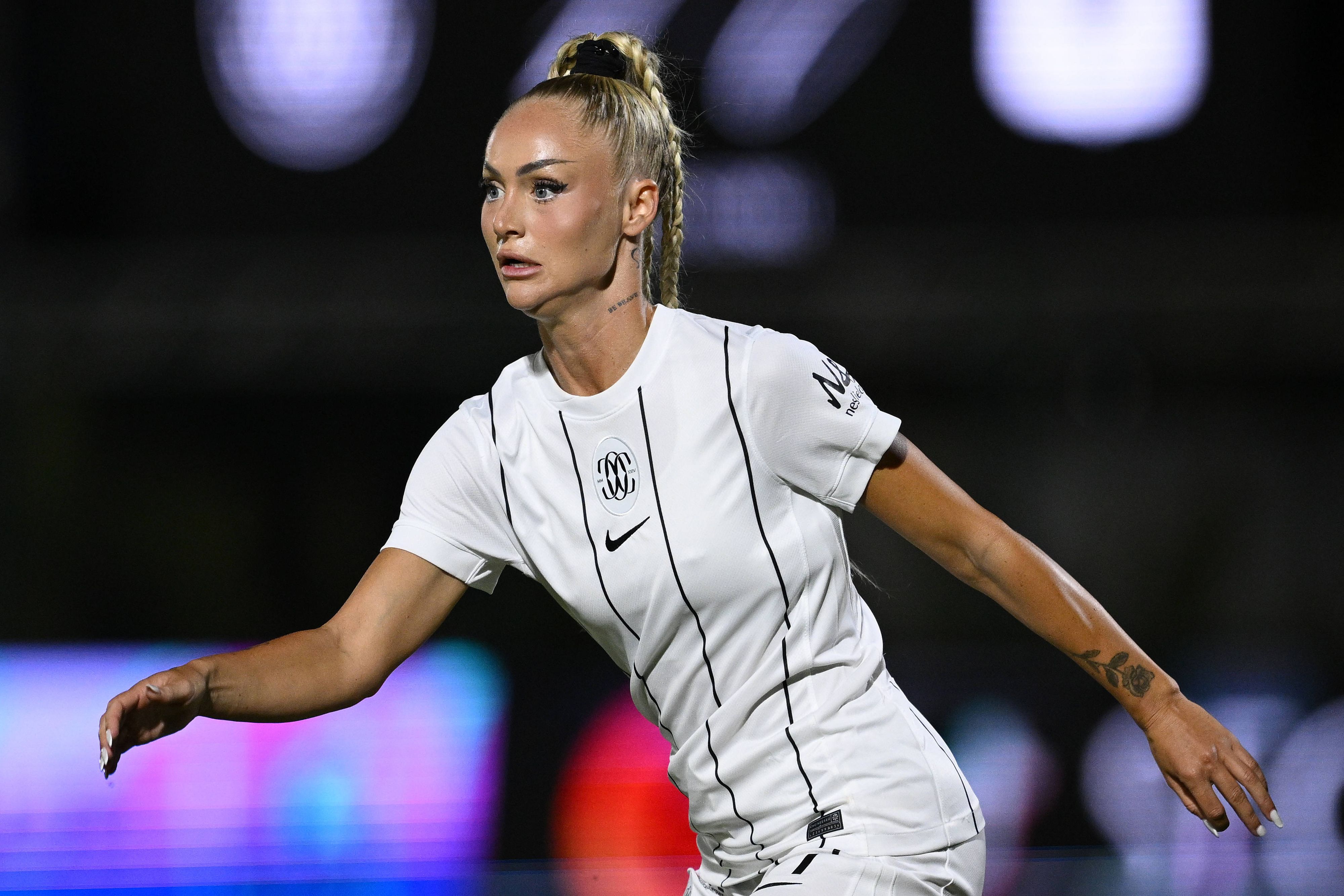 Alisha Lehmann spielt seit Sommer 2025 in Como.