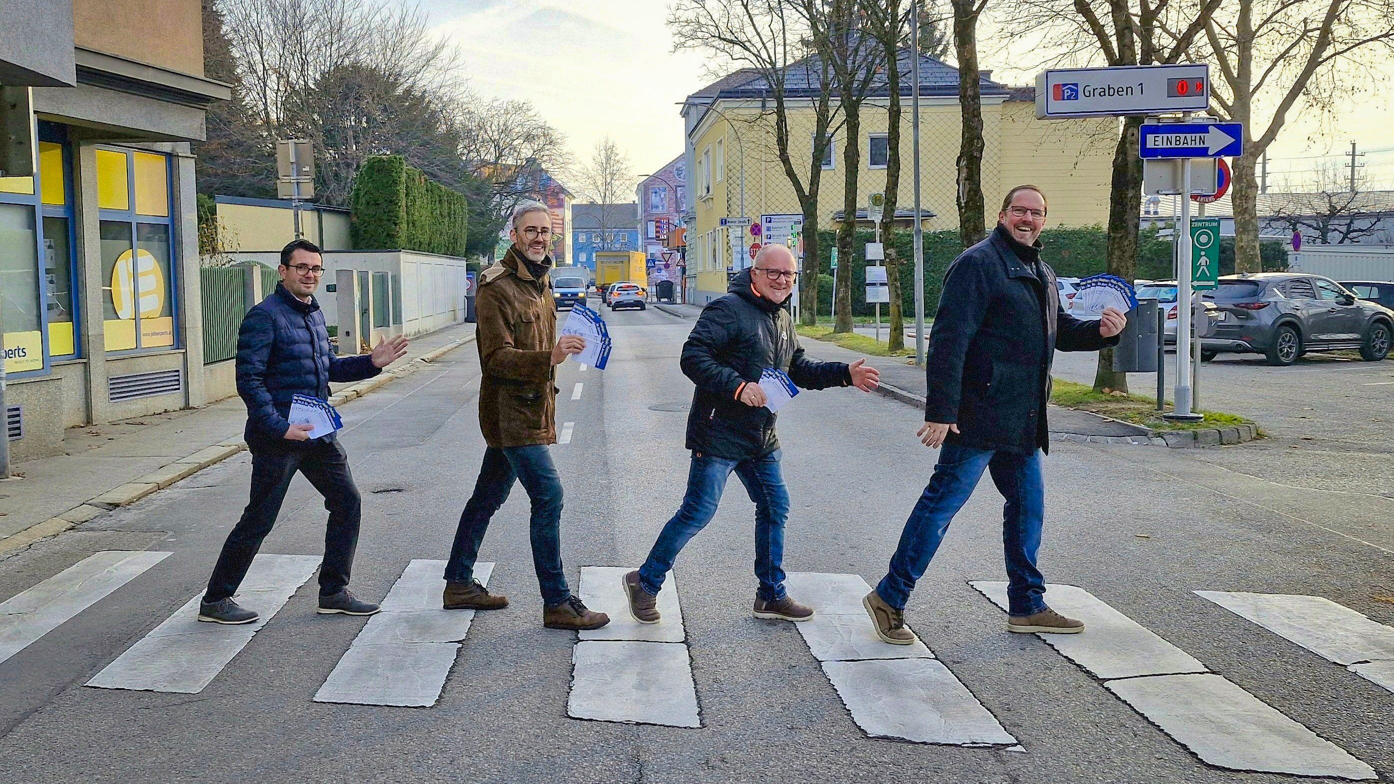 v.l.n.r.: Markus Pajones (Abteilungsleiter Mobilität), Gemeinderat Bernhard Wagner, Bernhard Zehetgruber (Mobilitätsmanagement der NÖ.Regional) und Vizebürgermeister Markus Brandstetter.