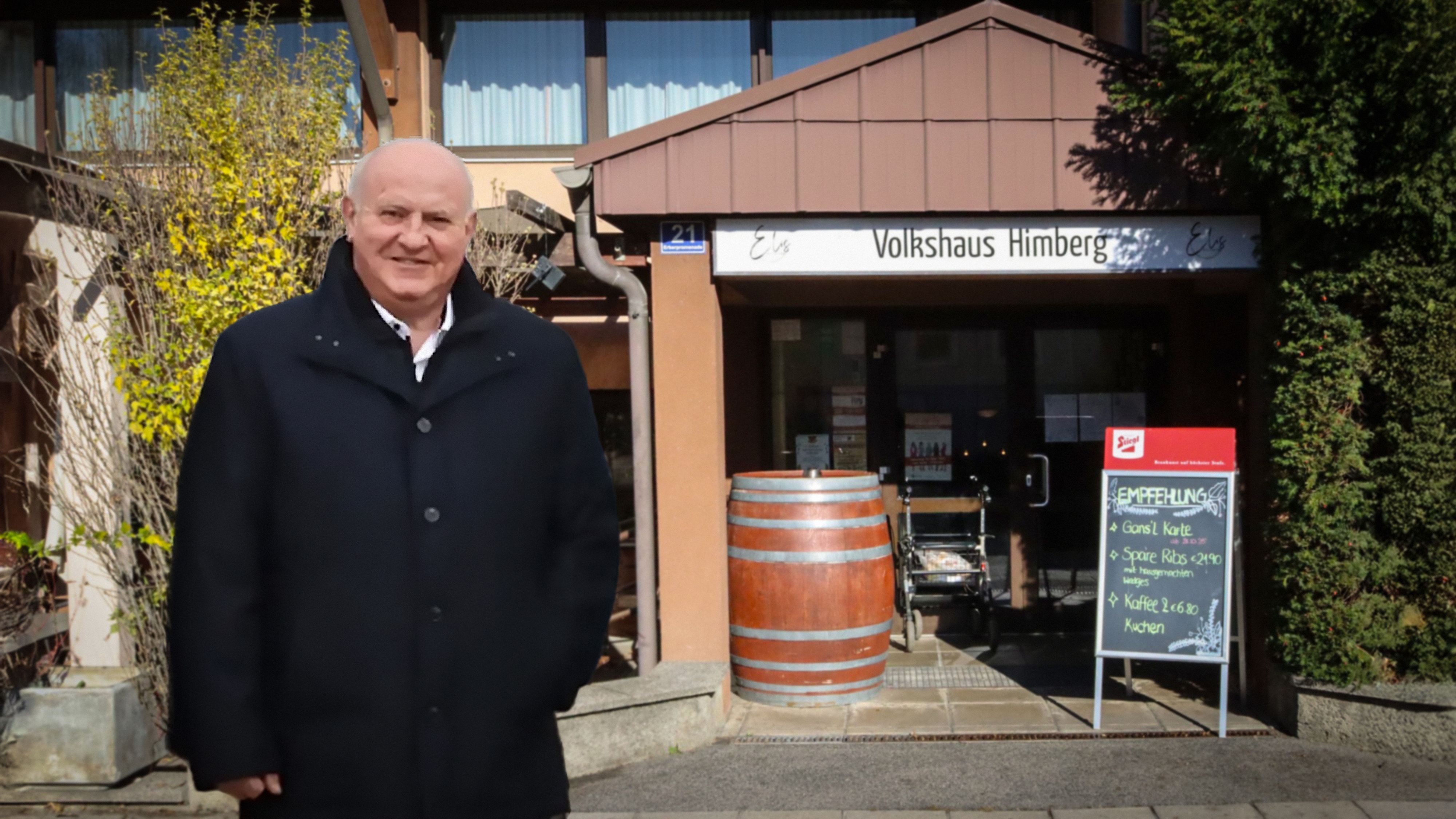 Das Elis im Volkshaus Himberg musste wegen Insolvenz schließen. Bürgermeister Ernst Wendl bemüht sich um eine Nachfolge.