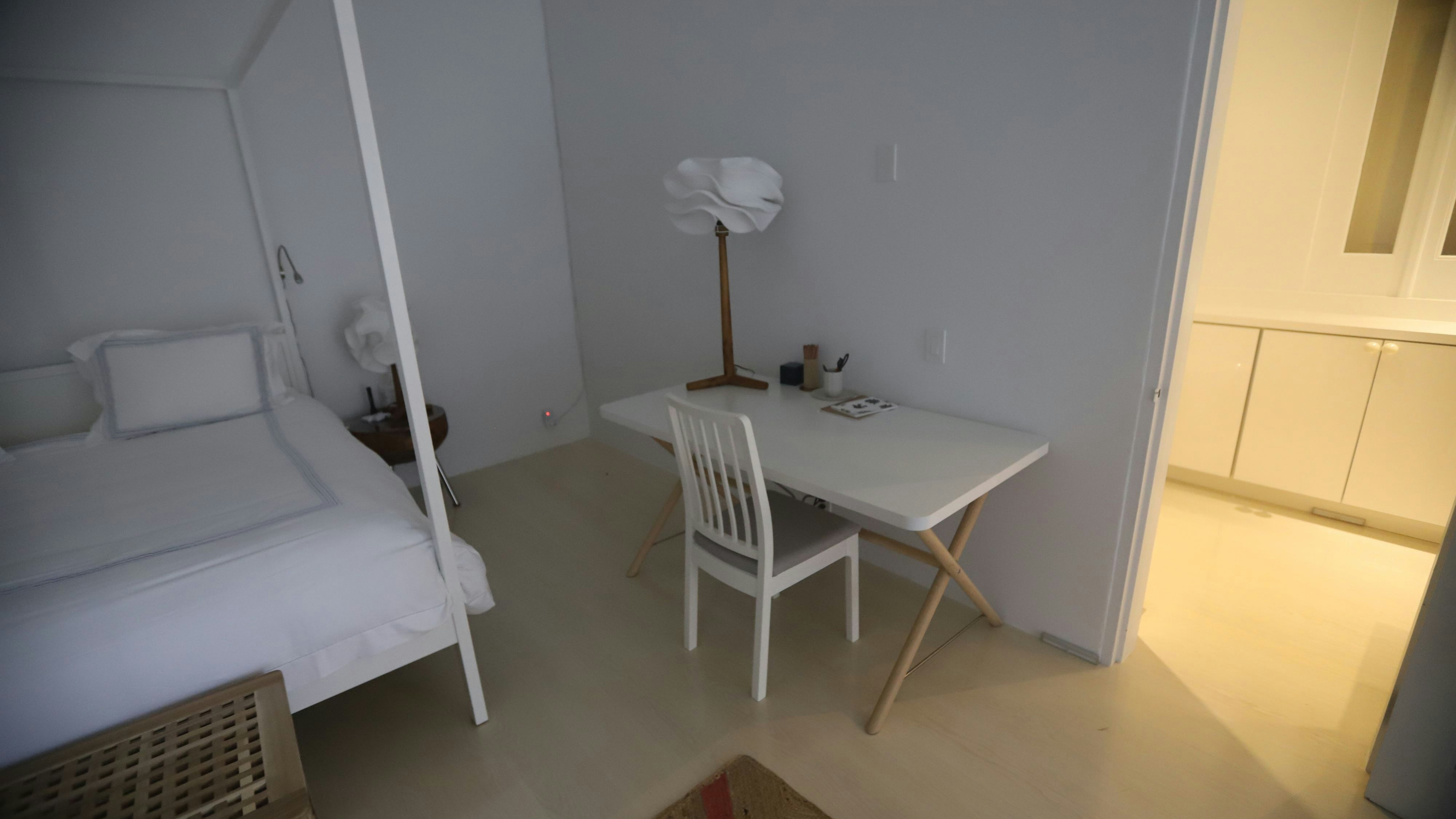 Bilder und Videos aus dem Jahr 2020 zeigen das Haus des verstorbenen Sexualstraftäters Jeffrey Epstein